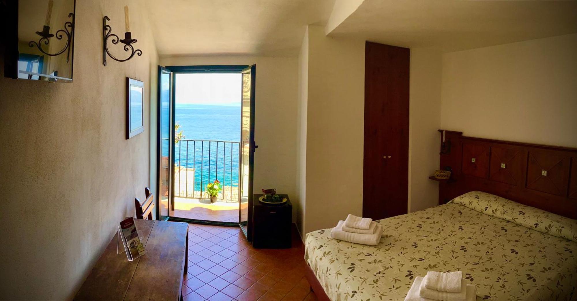 Double Room Balcony Sea View