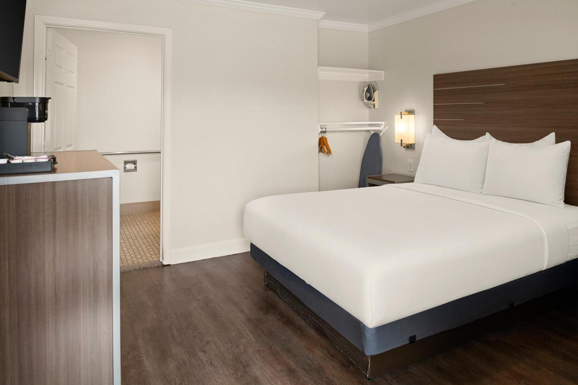 Queen Room Disability Access