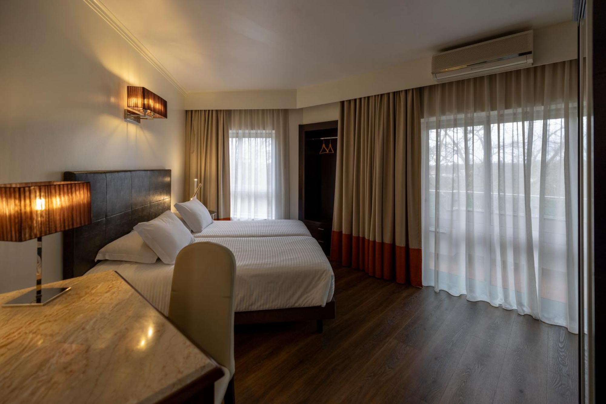 Suite (2 adultos + 2 niños de hasta 12 años)