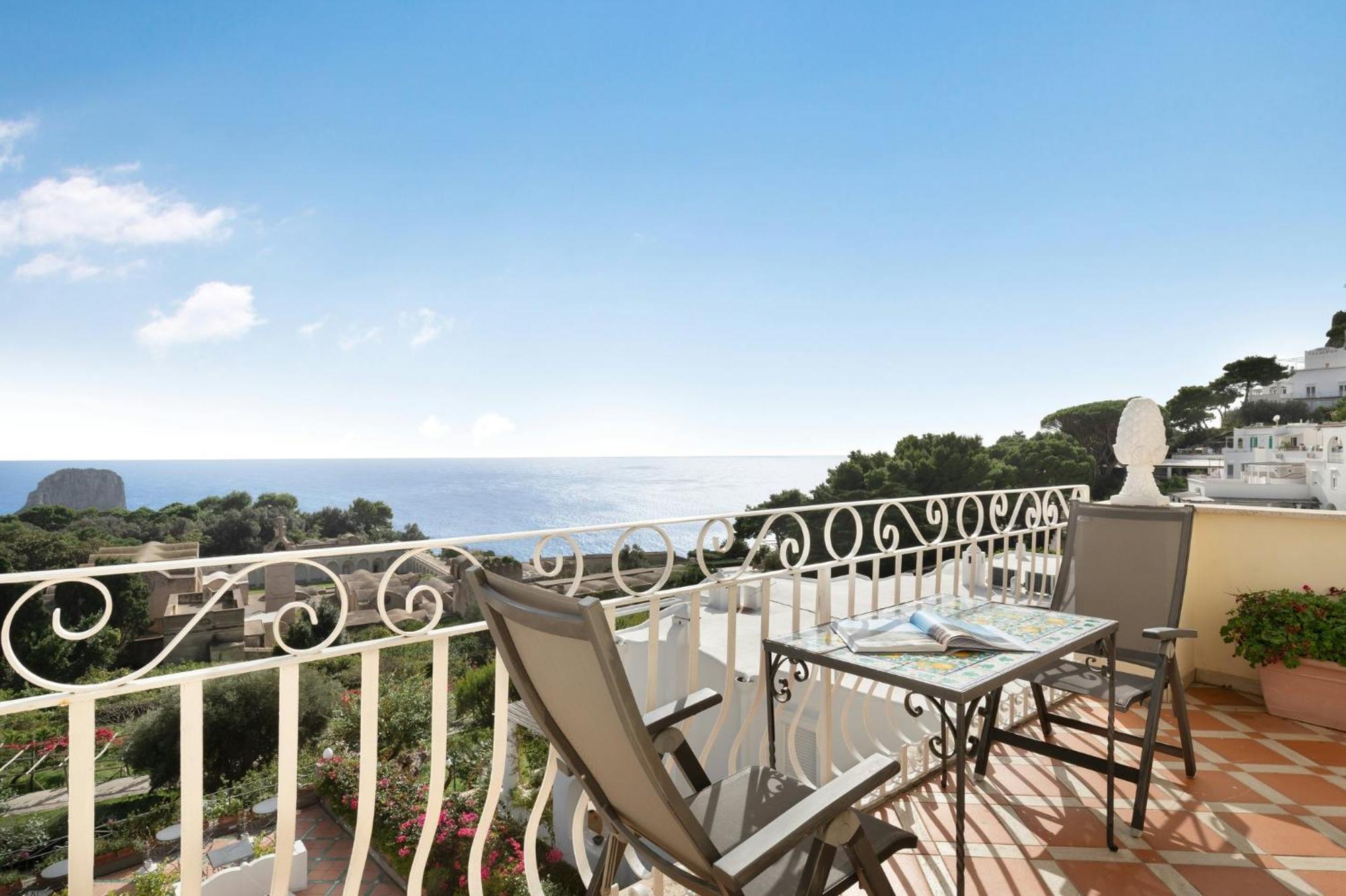 Camera Familiare con Vista Mare