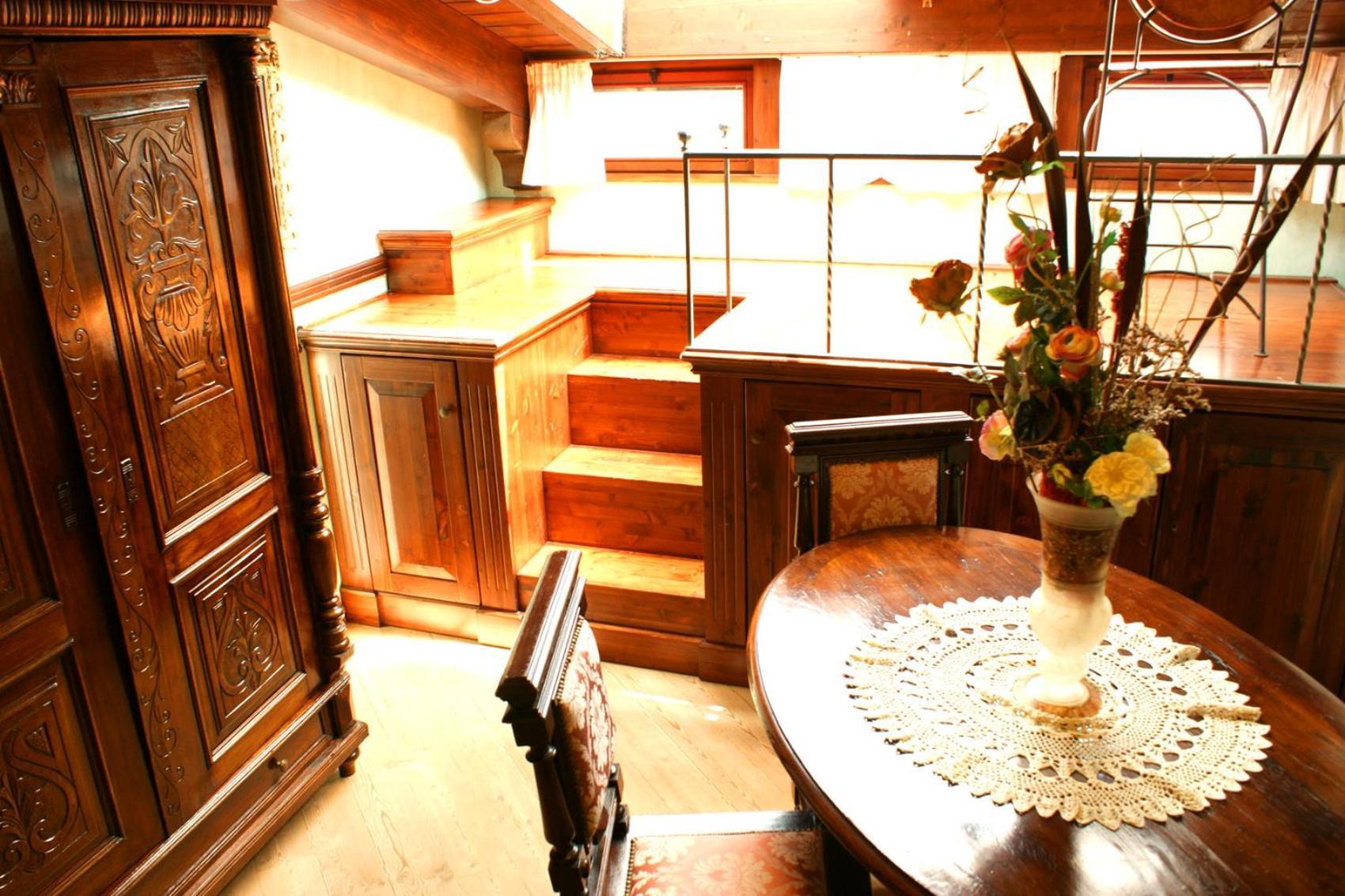 Mansard Junior Suite