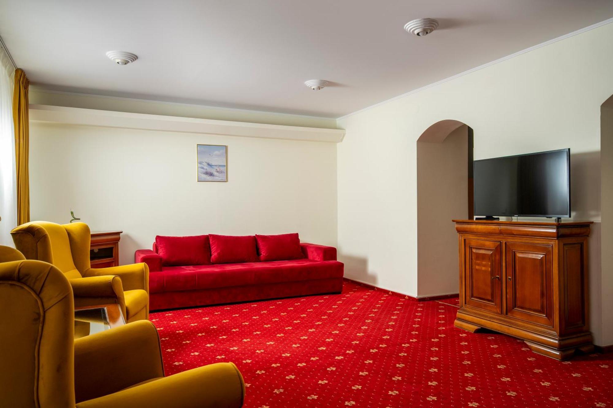 One-Bedroom Suite