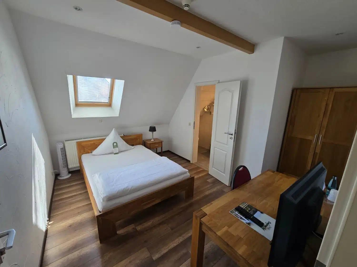 Single Room Street View