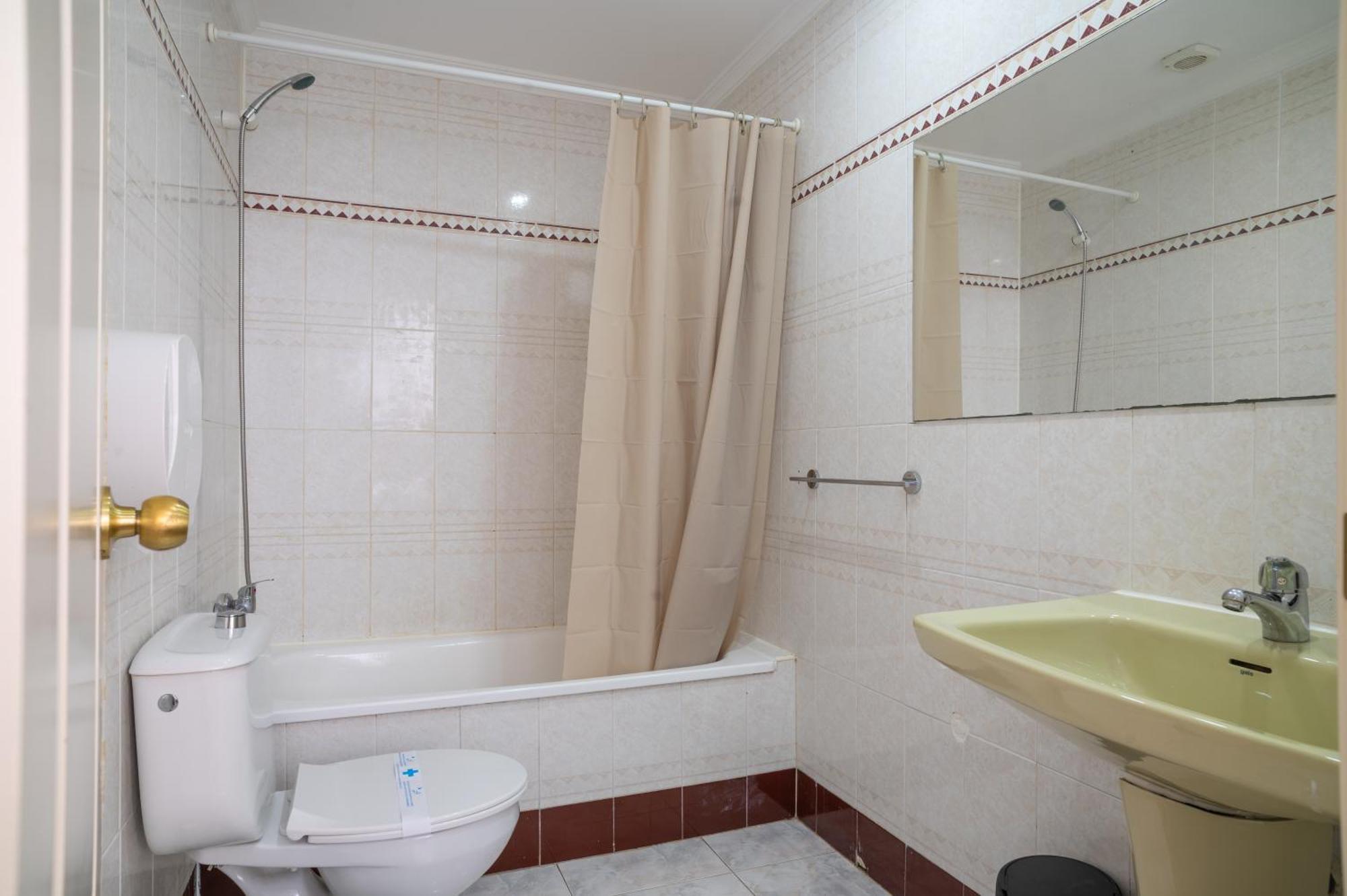 Habitación Triple Básica
