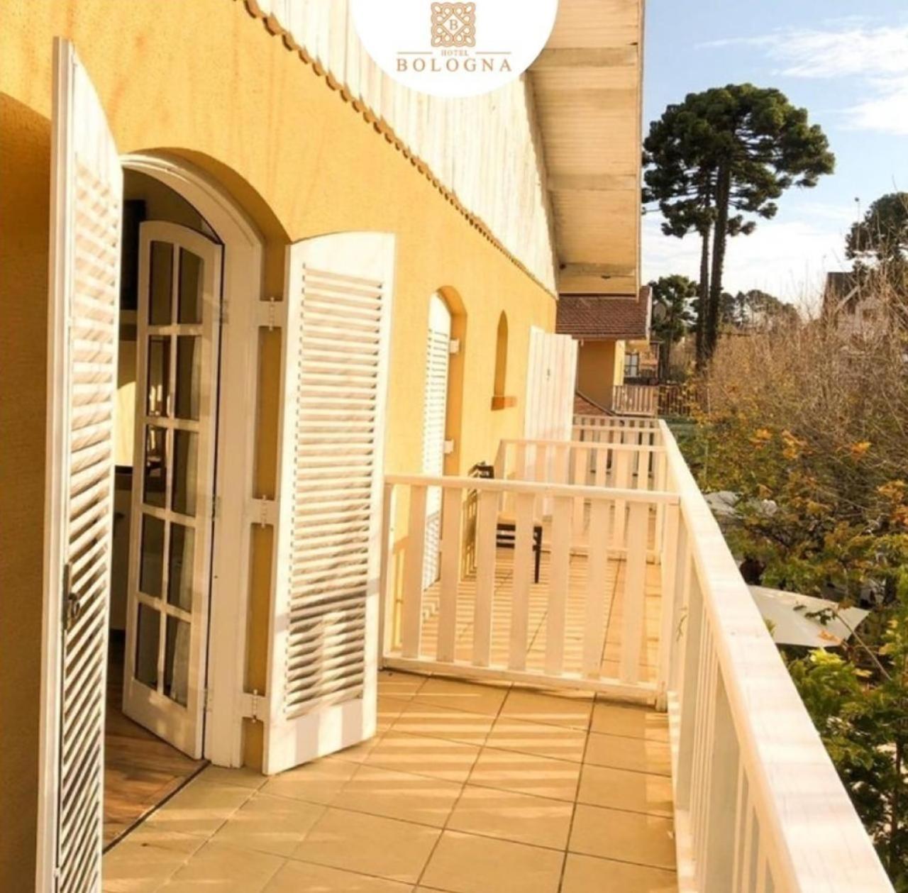 Standard Double or Twin Room Balcony