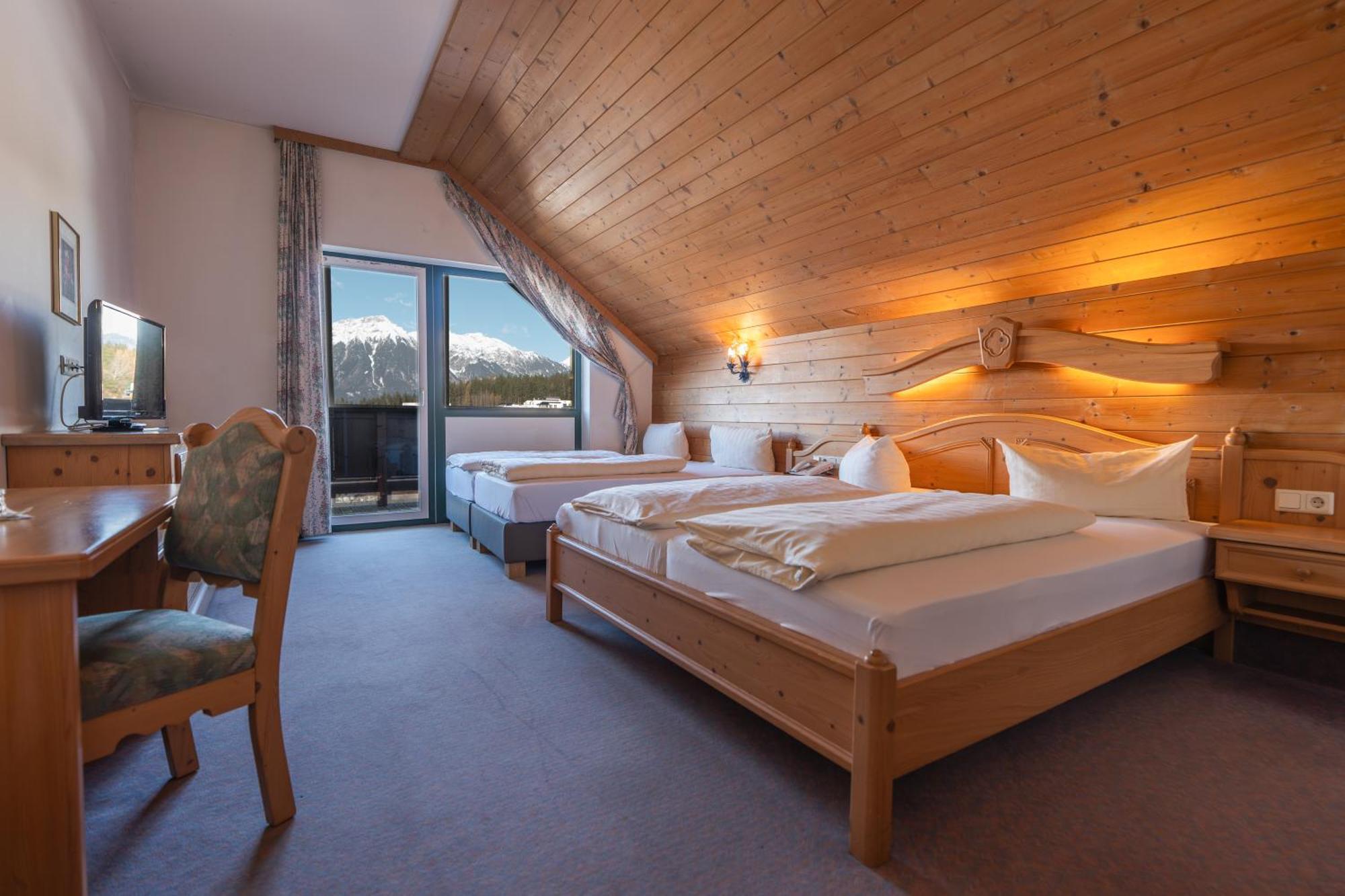 Quadruple Room Mountain View
