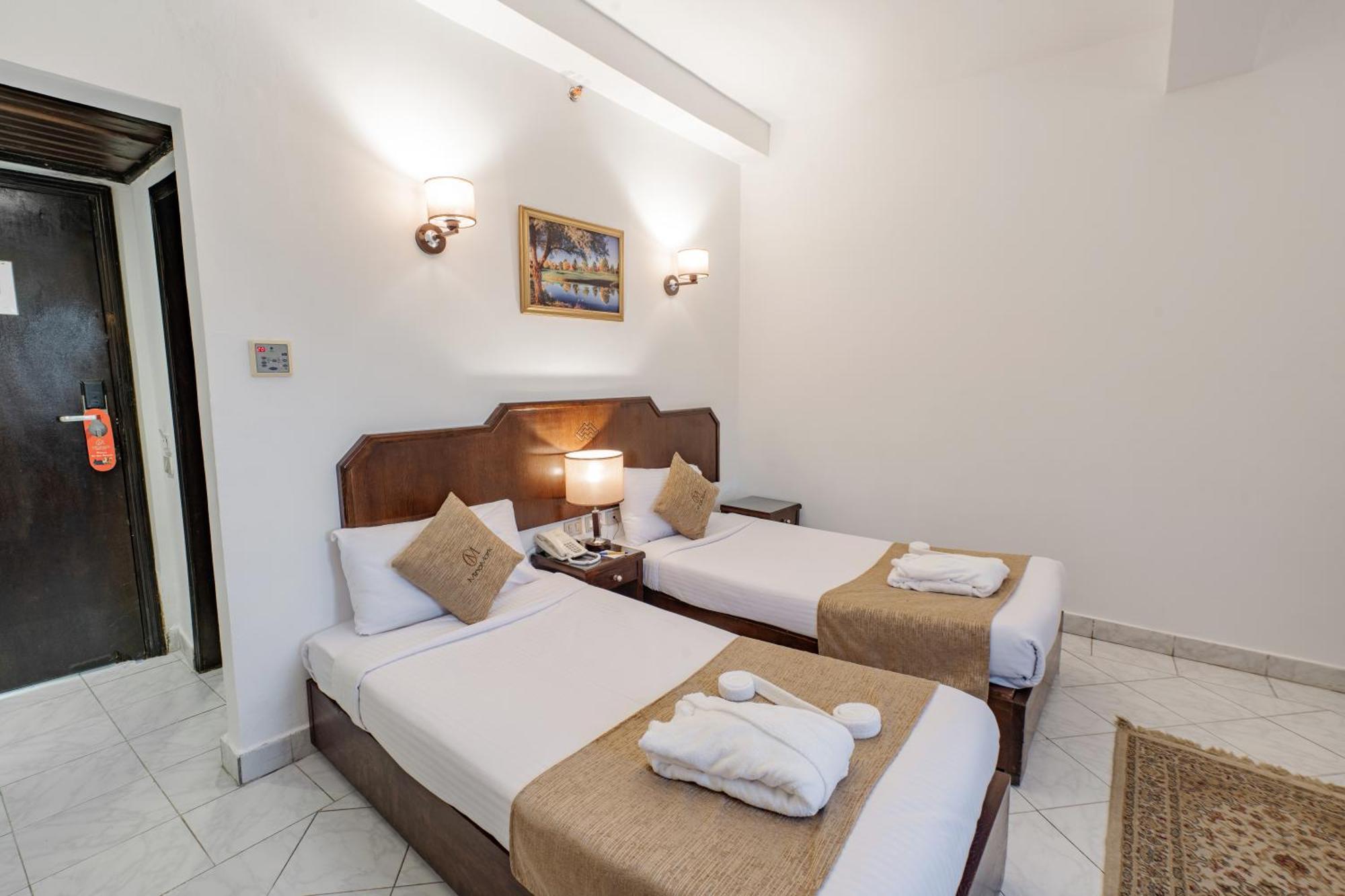 Chambre Double Économique Sans Balcon - Vue Arrière