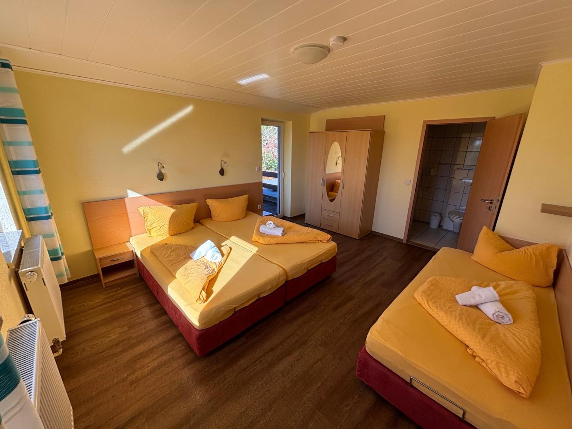 Apartment 2 to