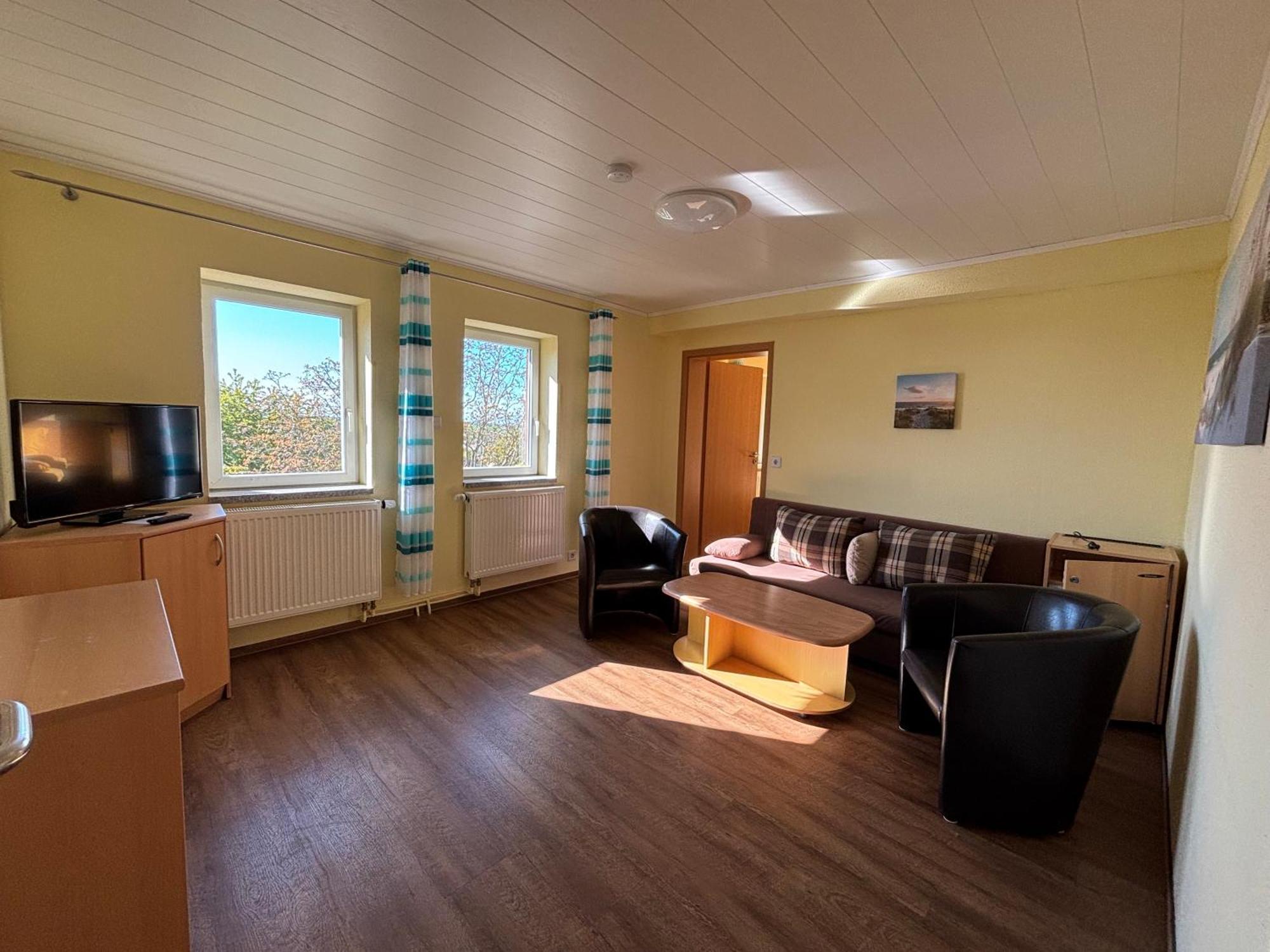 Apartment 2 to