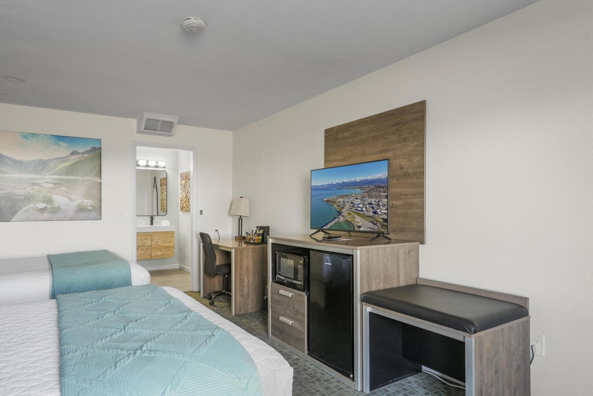 2 Queen Beds Lake View