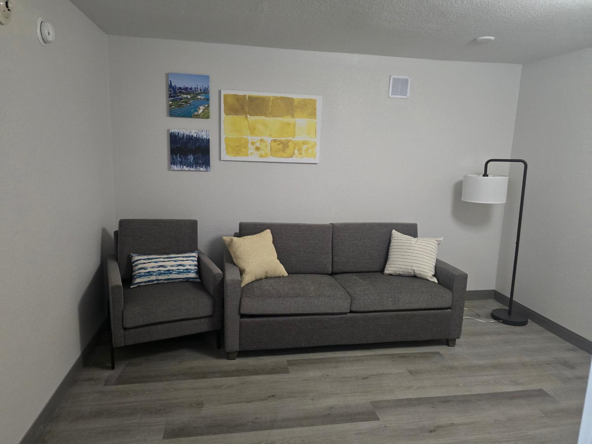 Quadruple Room with Two Queen Beds - Non Smoking