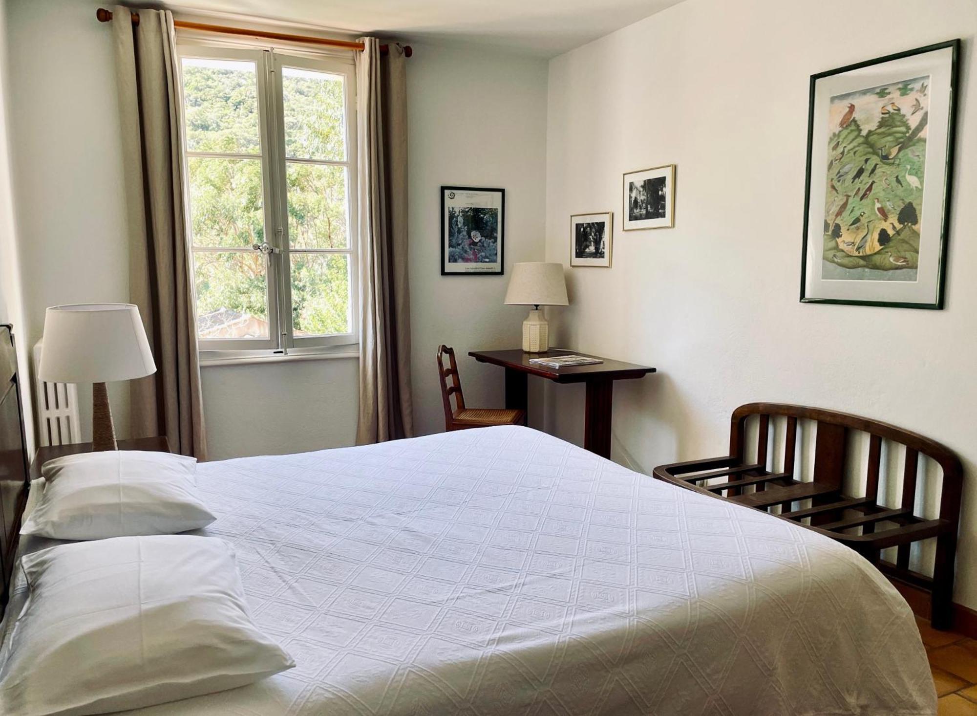 Double Room Shower,1769833022:JPEG