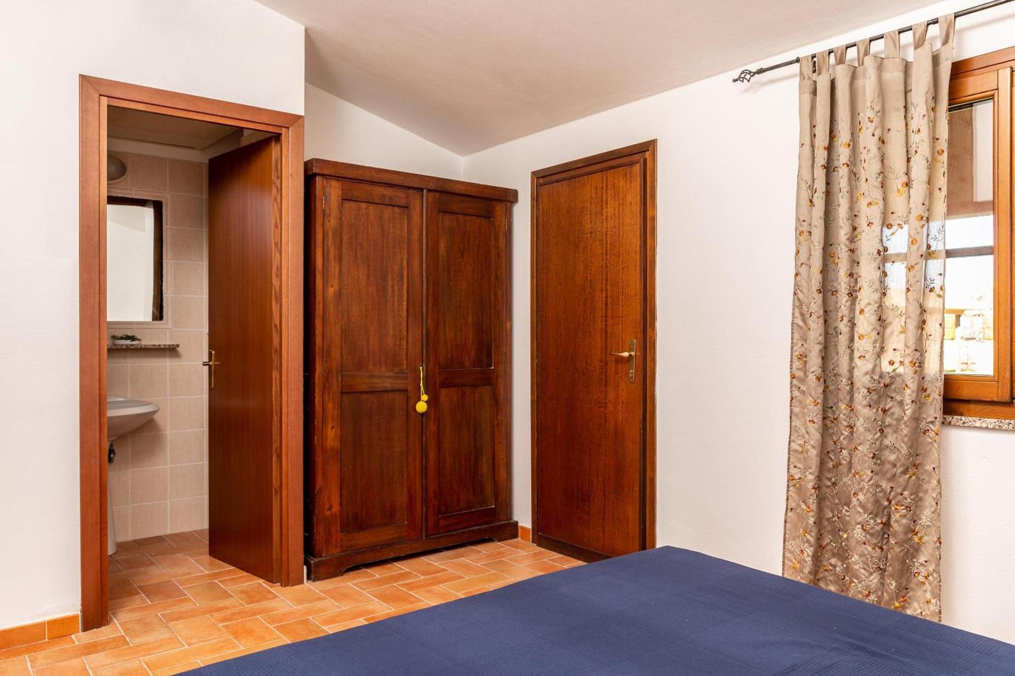 Superior One-Bedroom Cottage