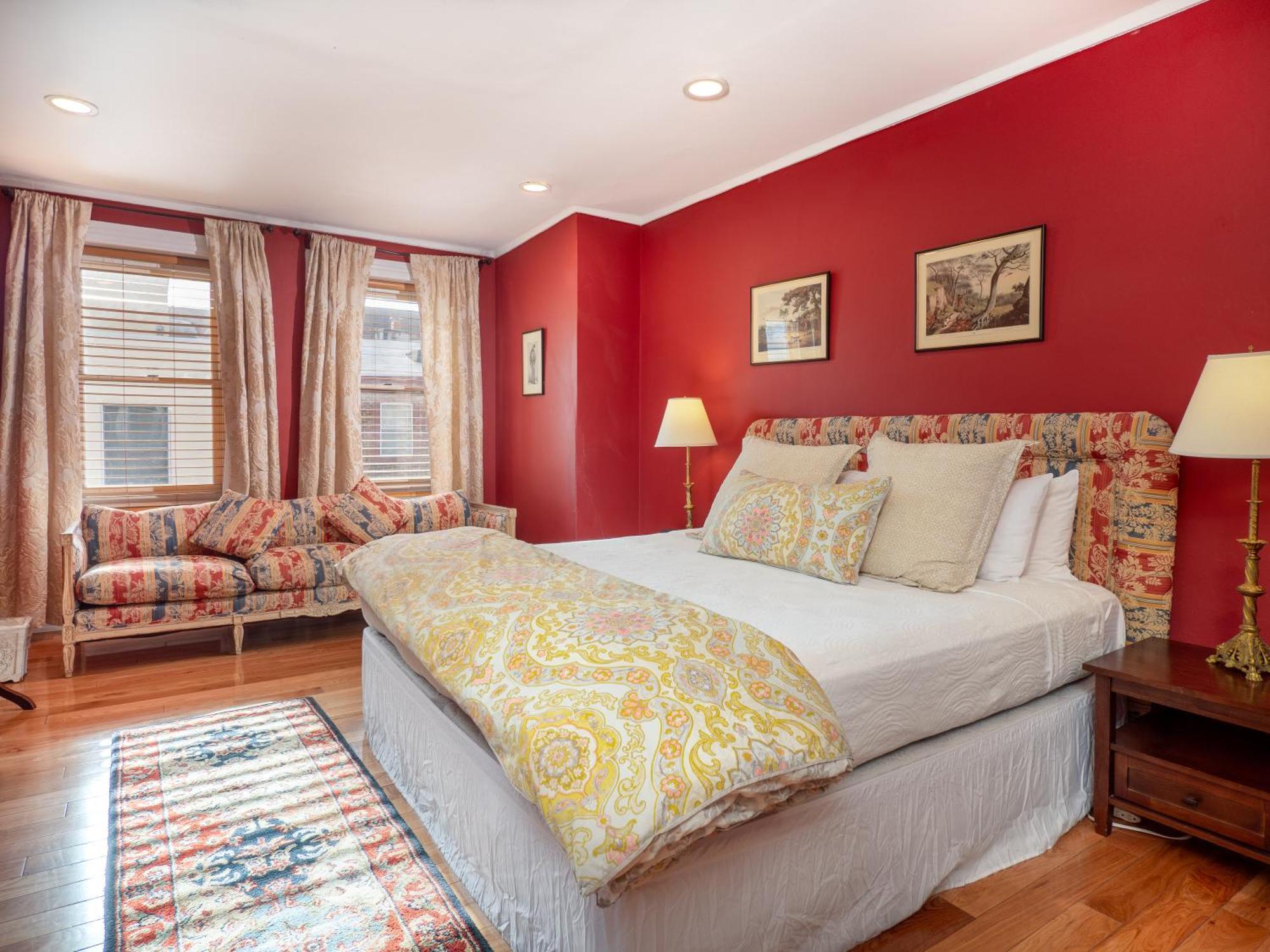 Deluxe King Room #2