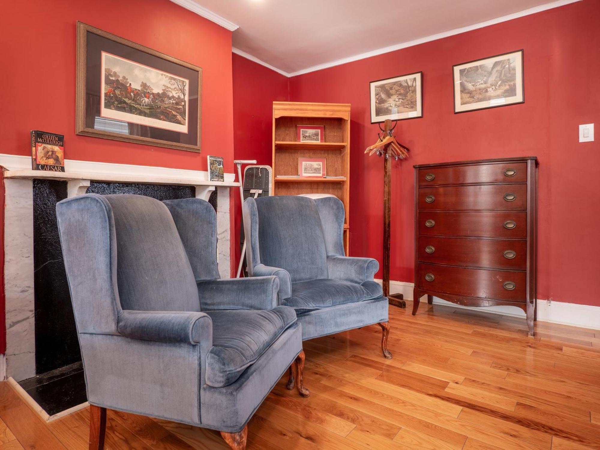 Deluxe King Room #2