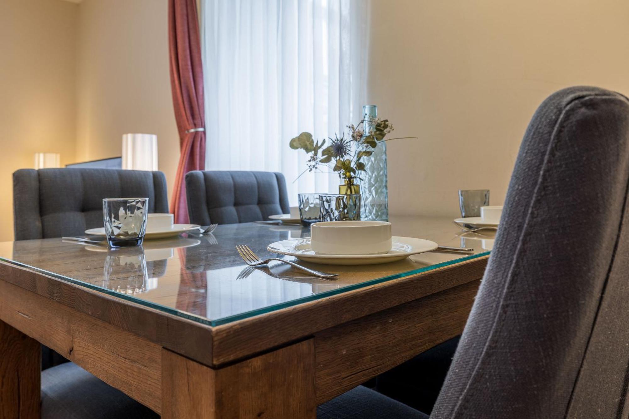 Standard Suite