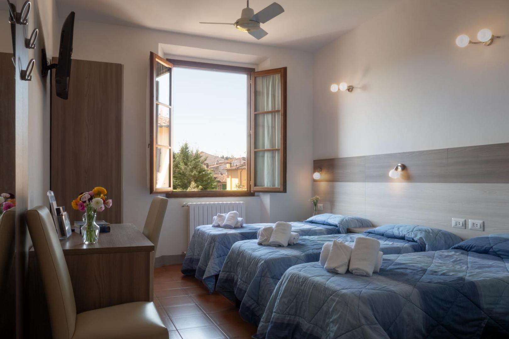 Triple Room
