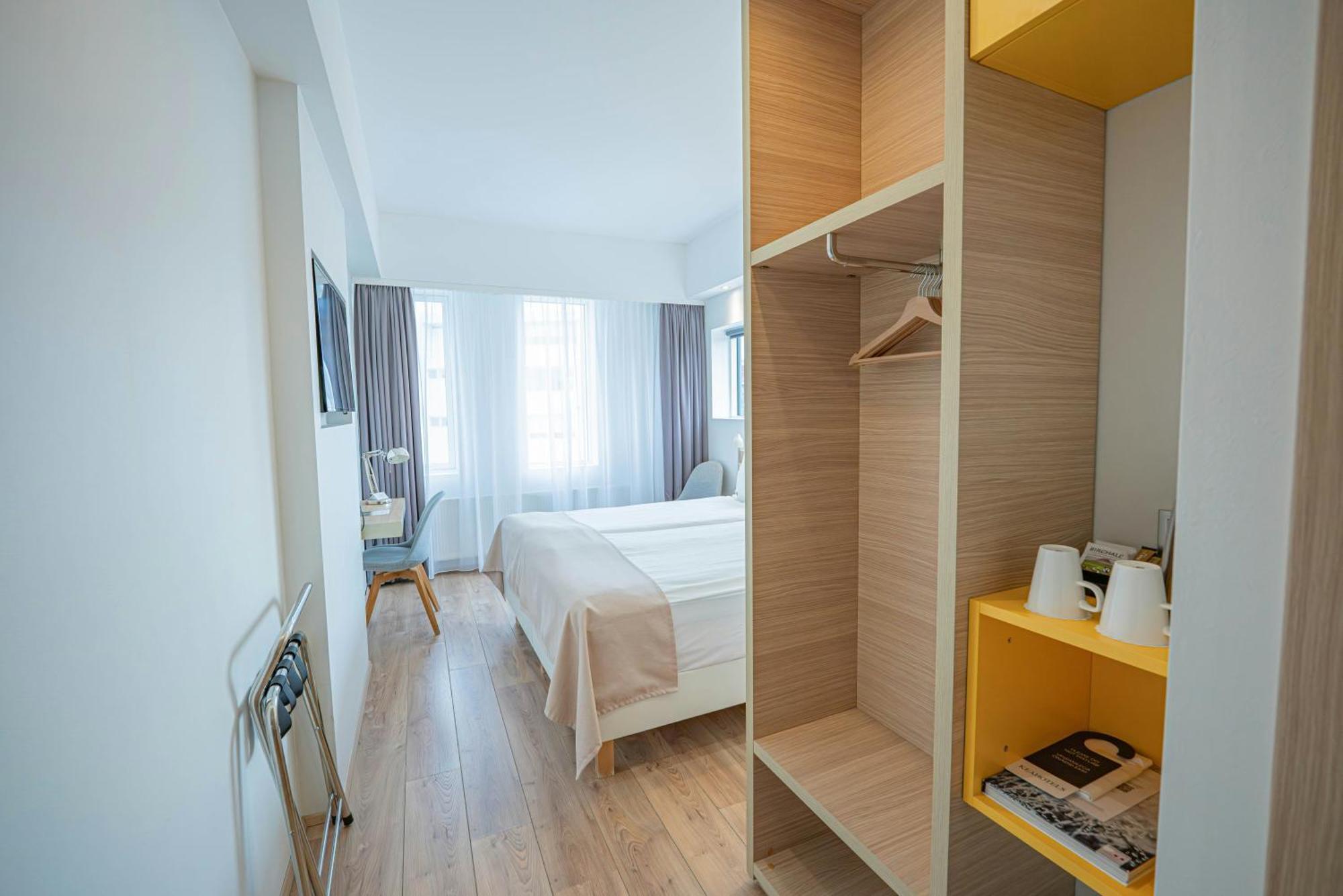 Double or Twin Room,1769870093:JPEG