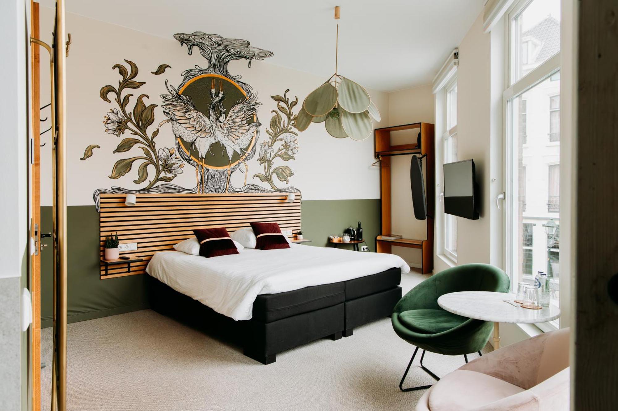 Standard King Room