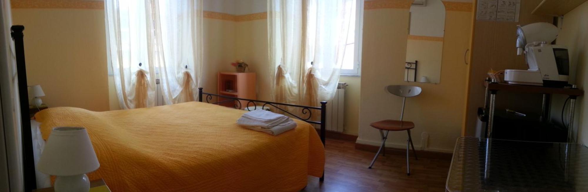 Double Room Private Bathroom
