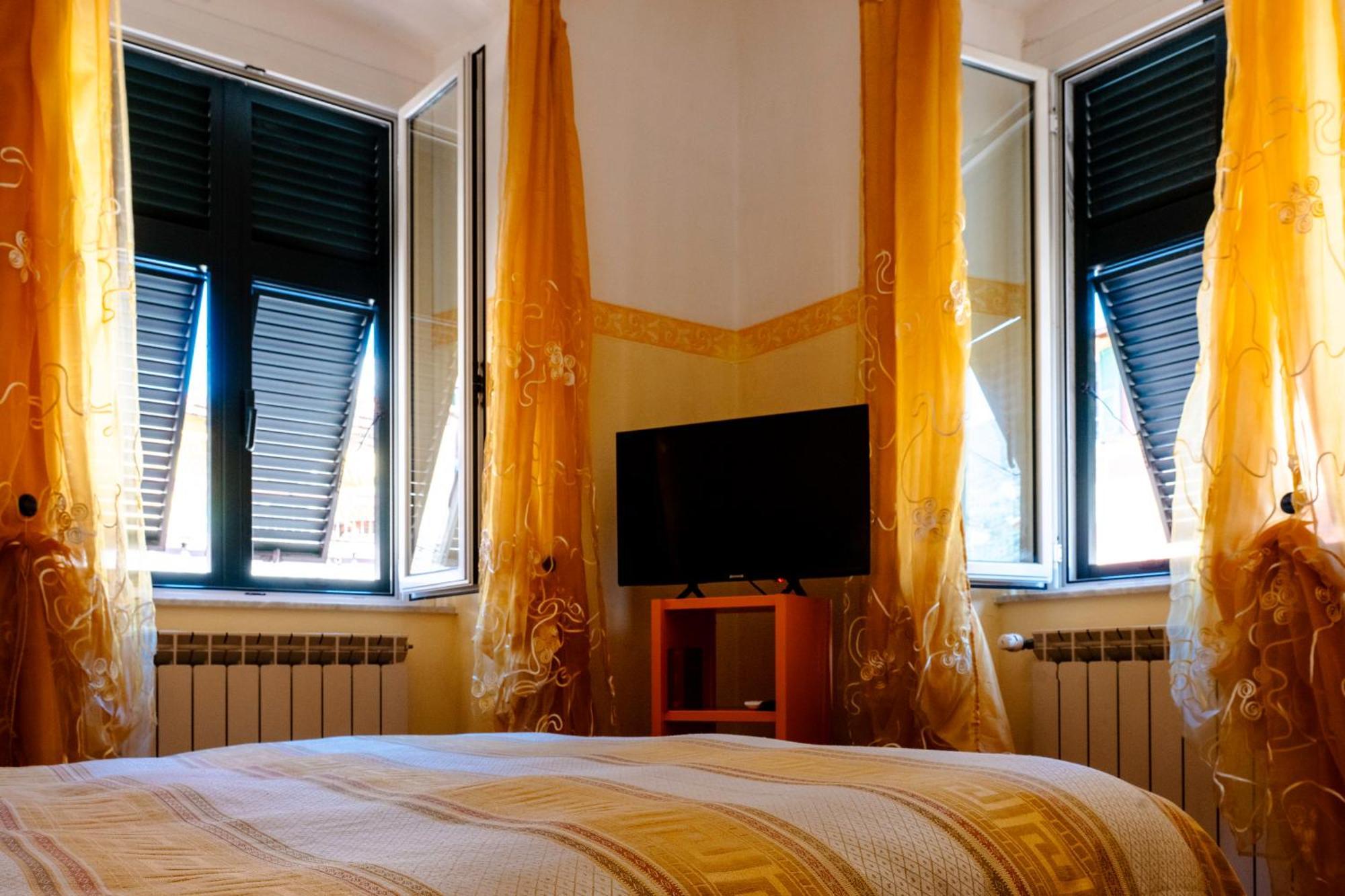 Double Room Private Bathroom