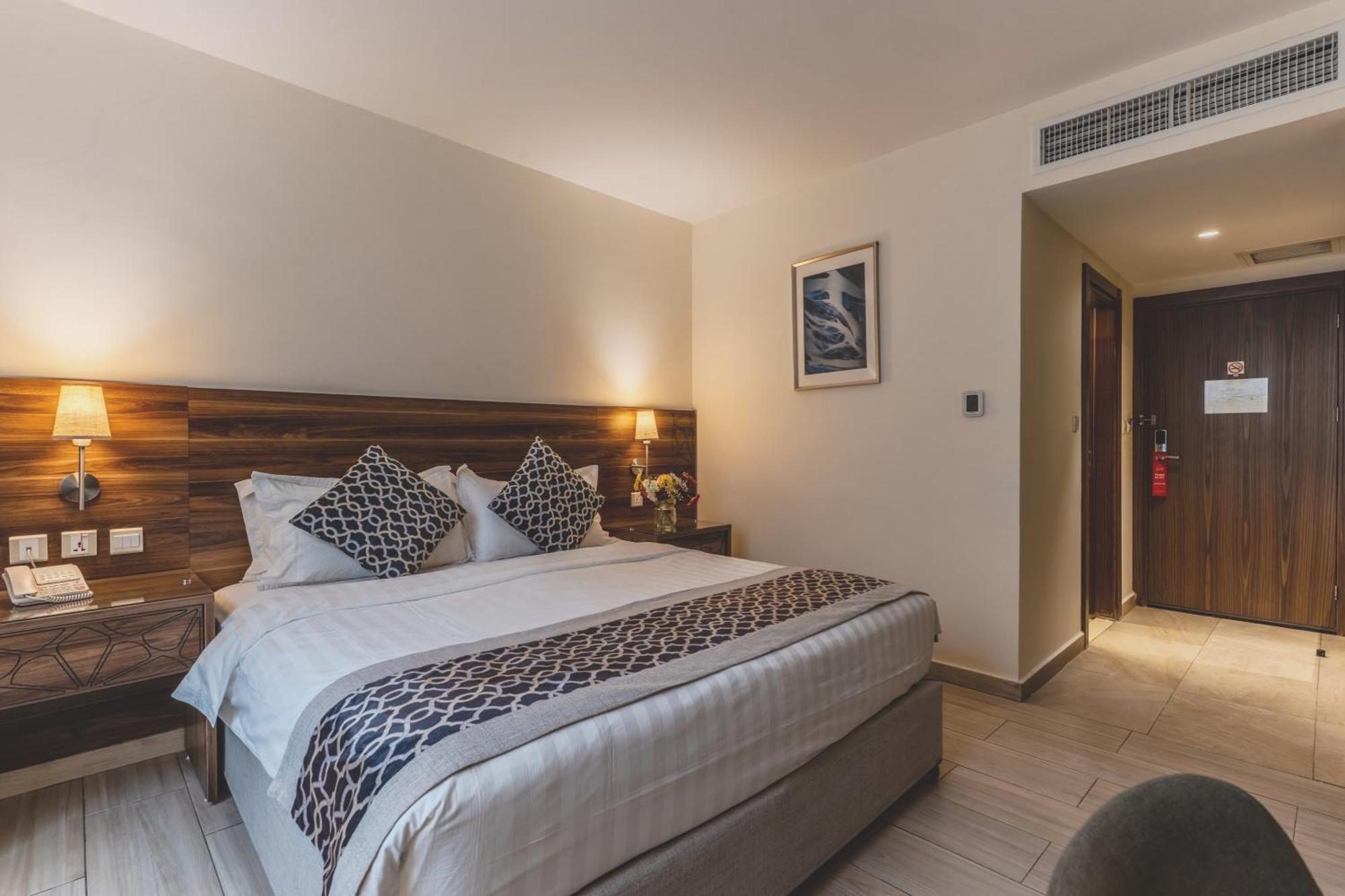 Standard King Room