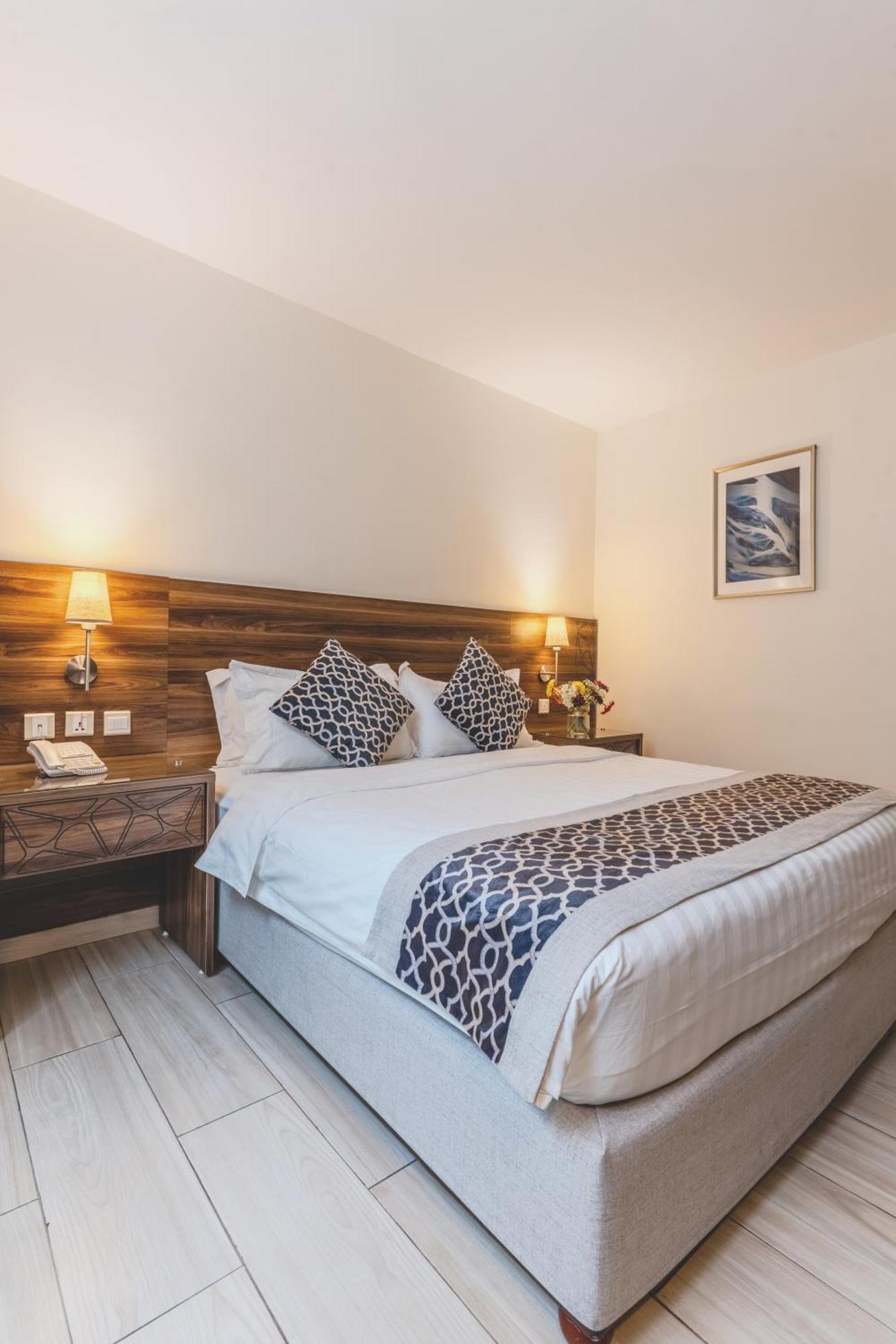 Standard King Room