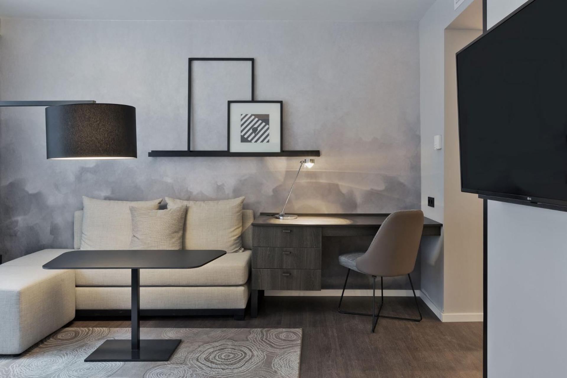 Comfort Studio Sofa