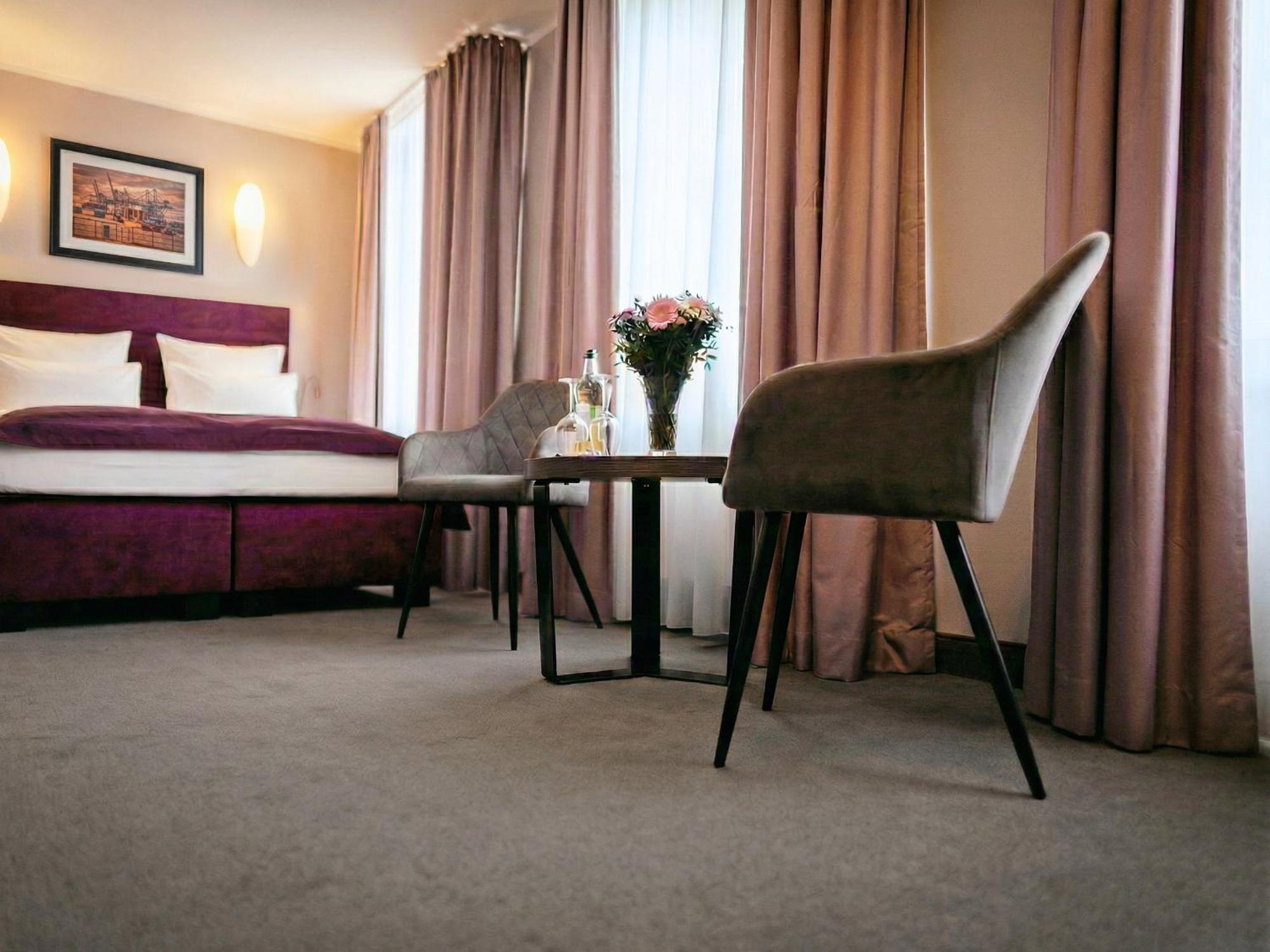 Large Double Room