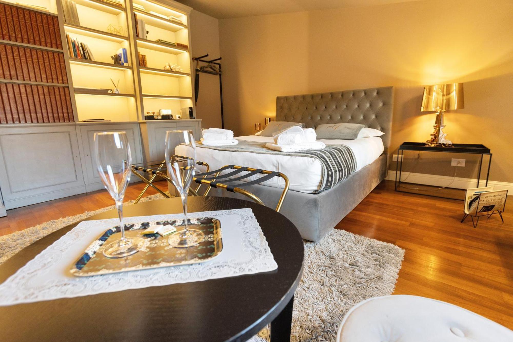 Standard Queen Room