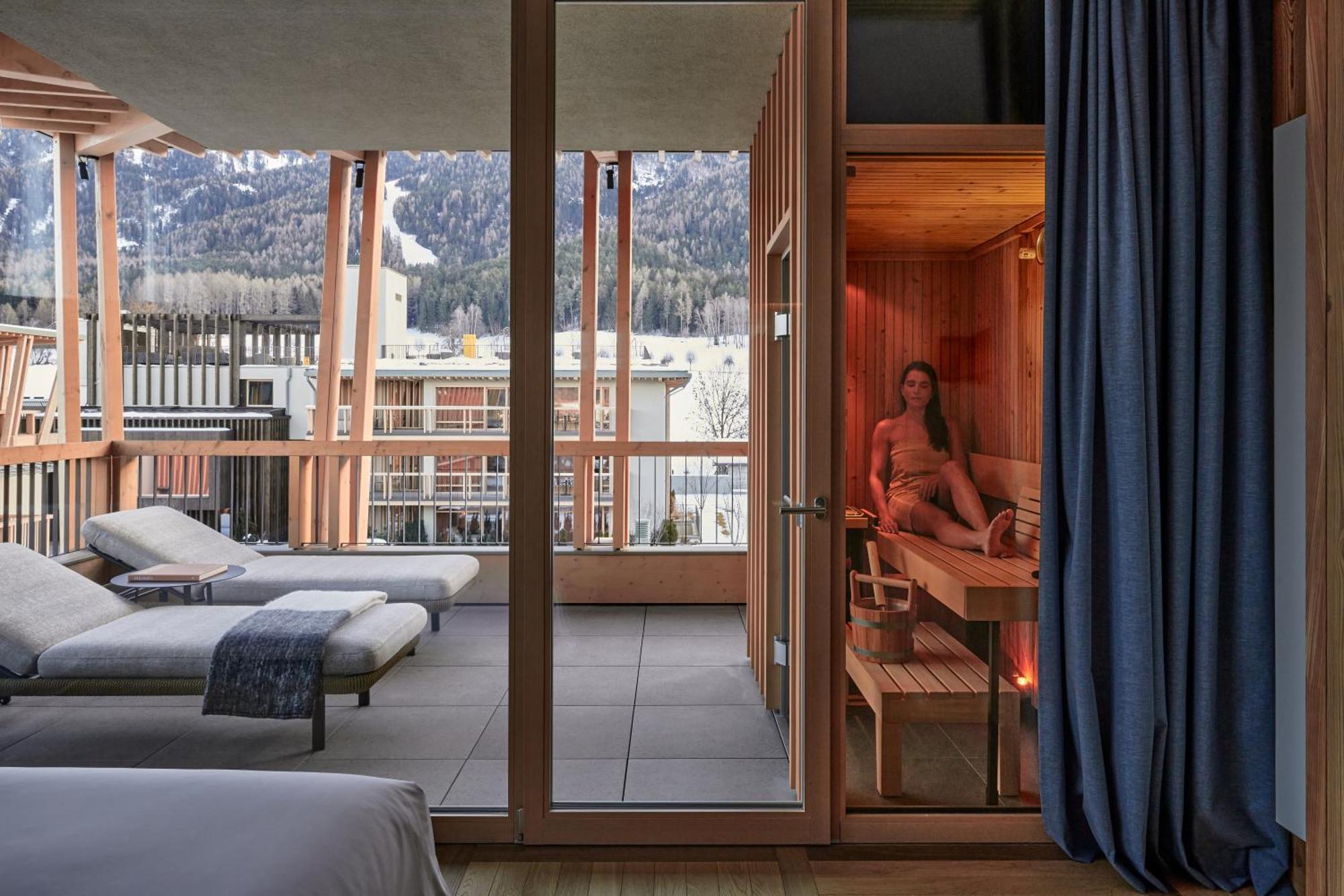Summit Suite Finnish Sauna