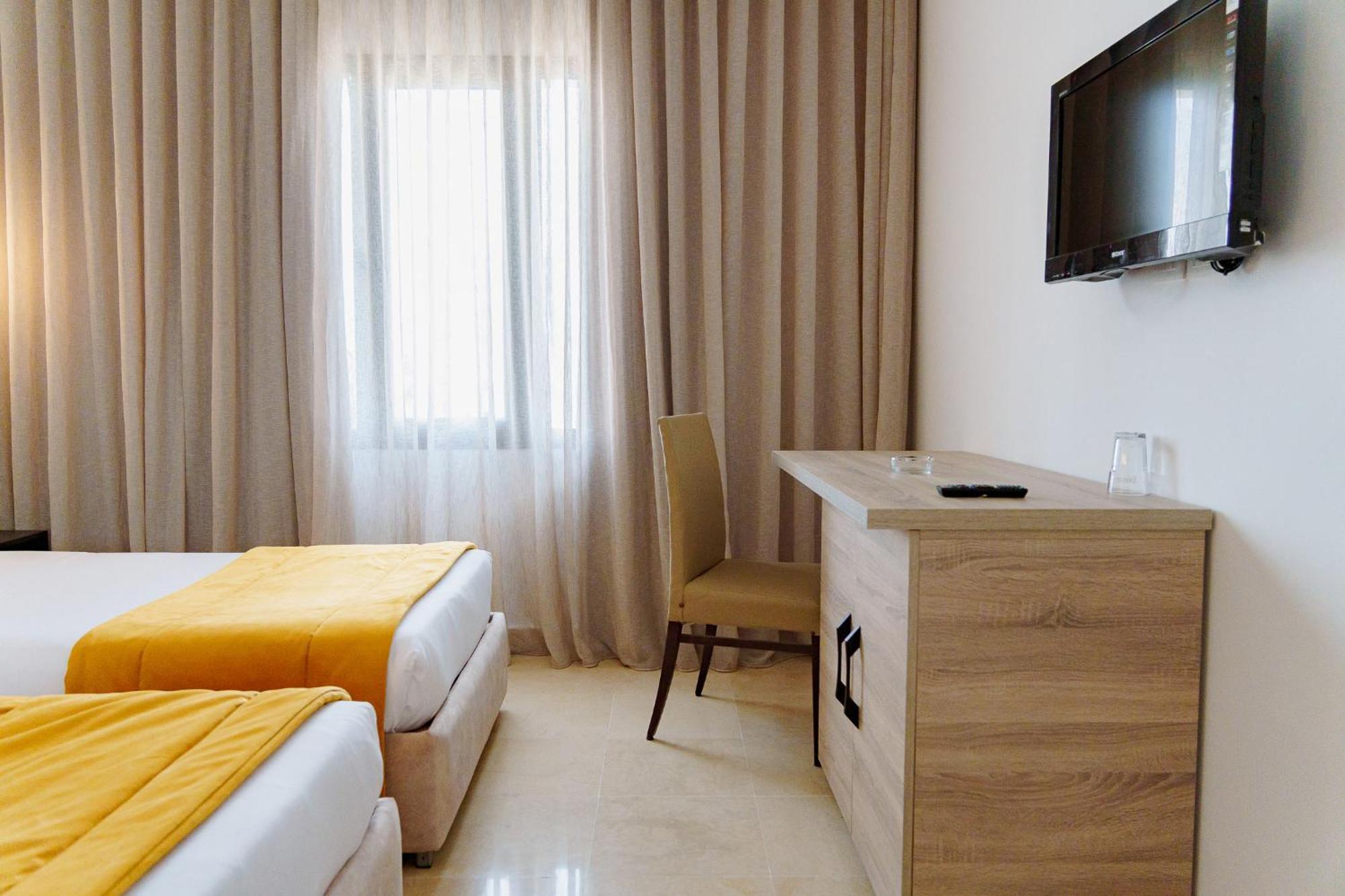 Single Room