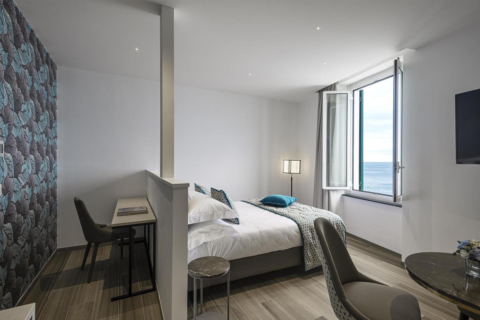 Comfort Queen Room Sea View Non-Smoking