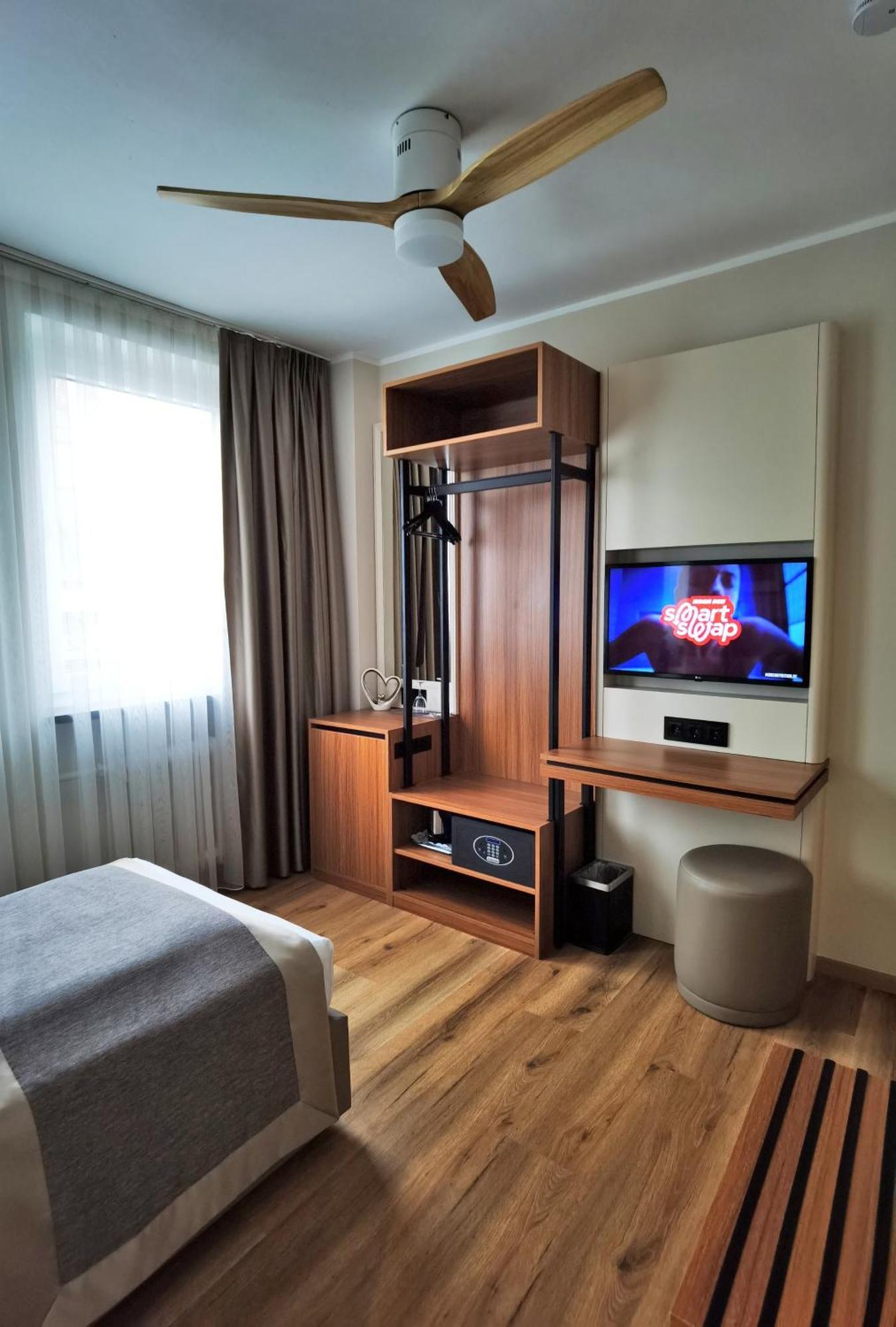 Single Room