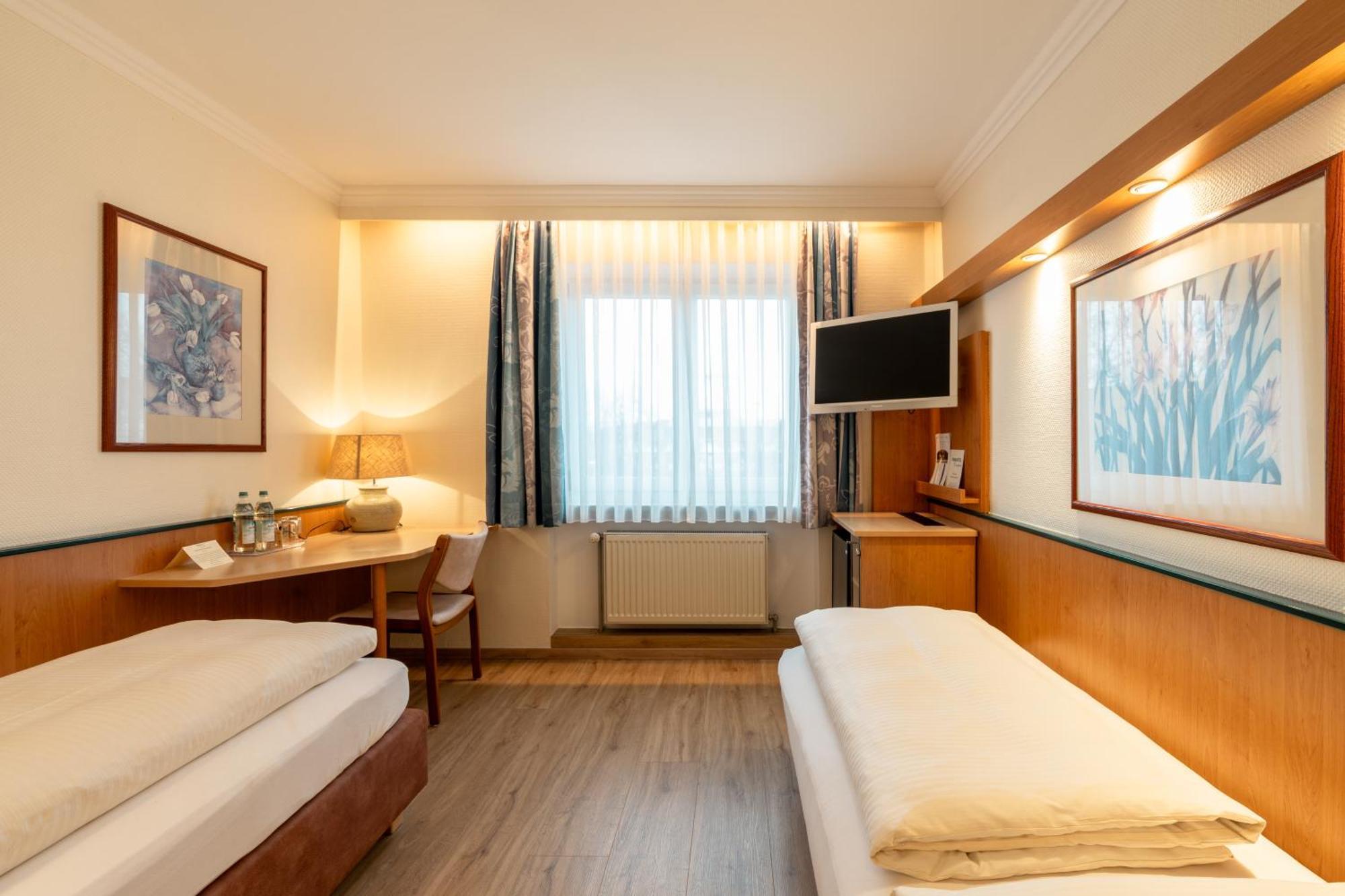Small Twin Room