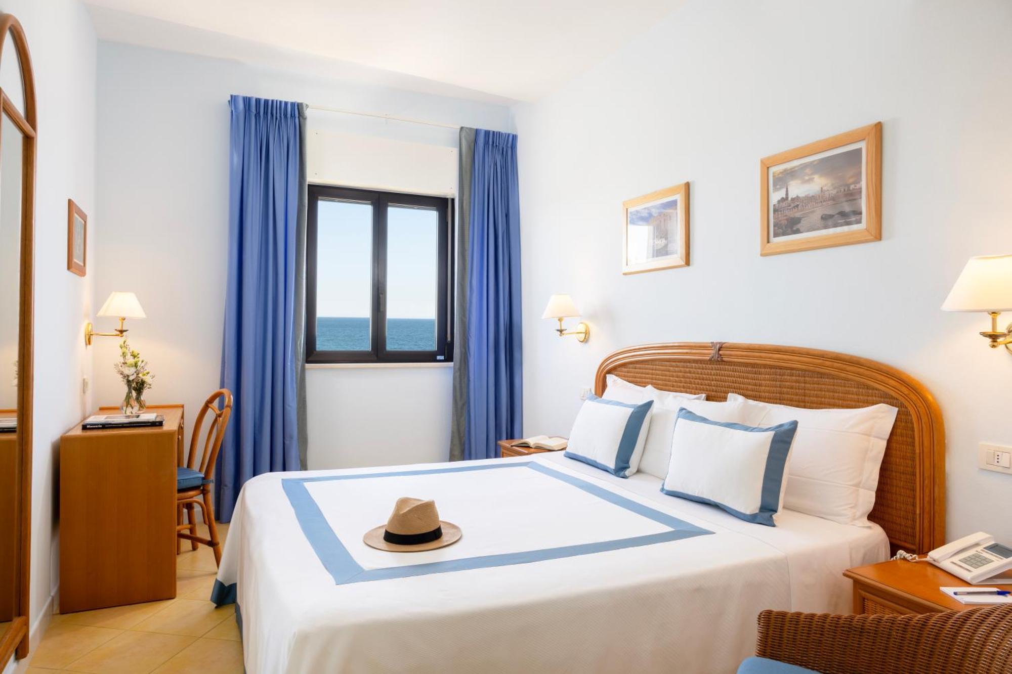 Double Room Sea View