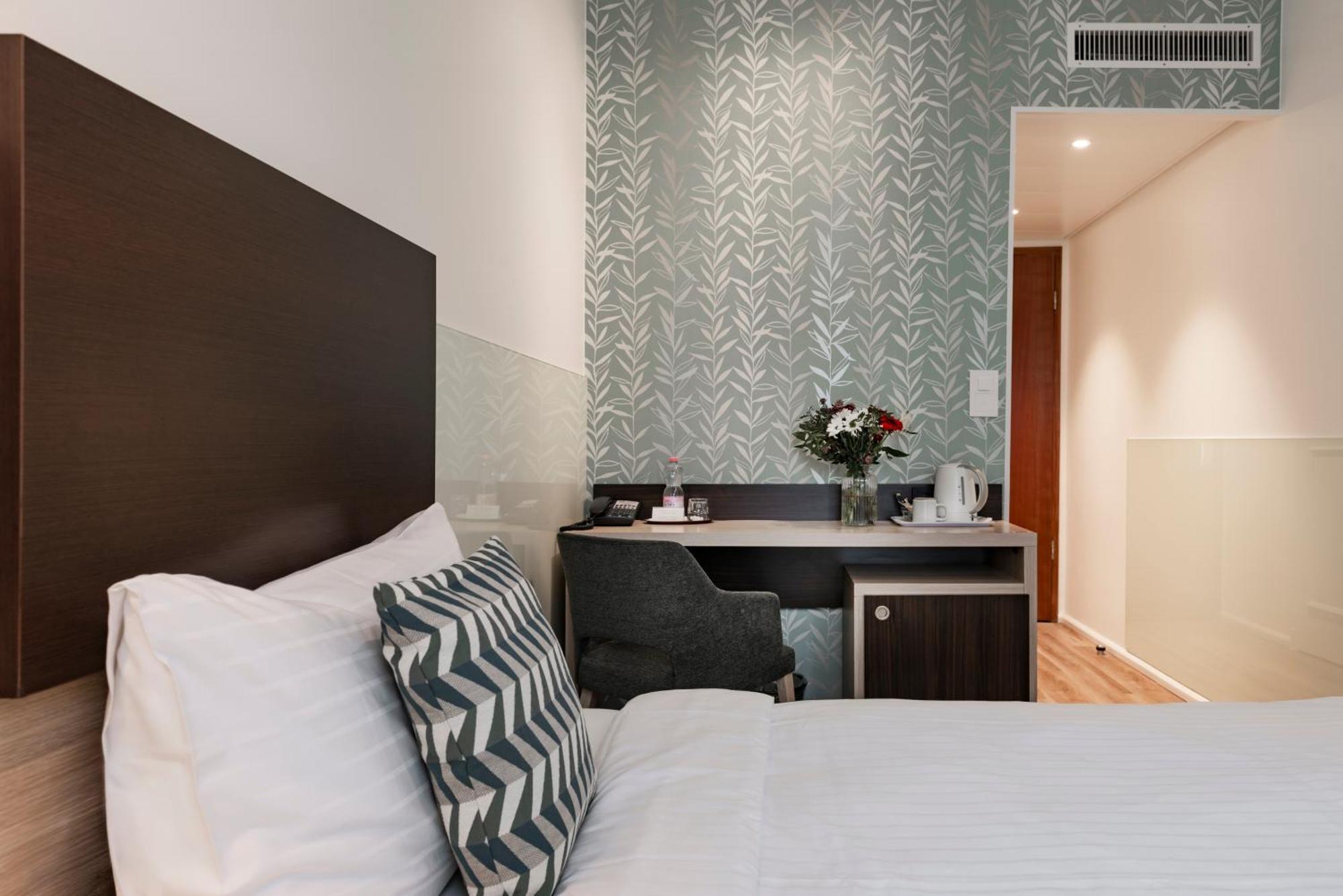 Small Single Room