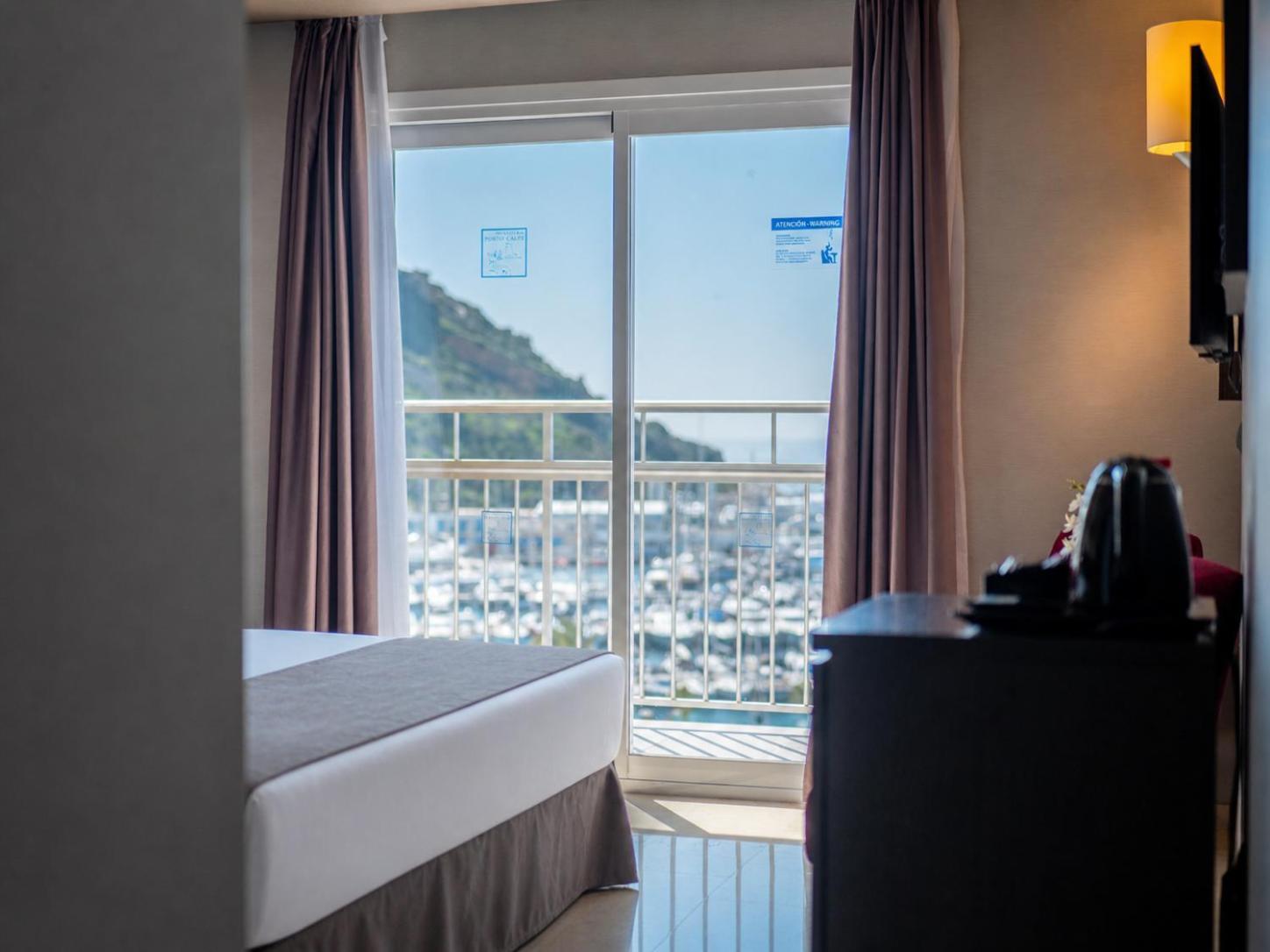 Superior Double or Twin Room Front Sea View Terrace