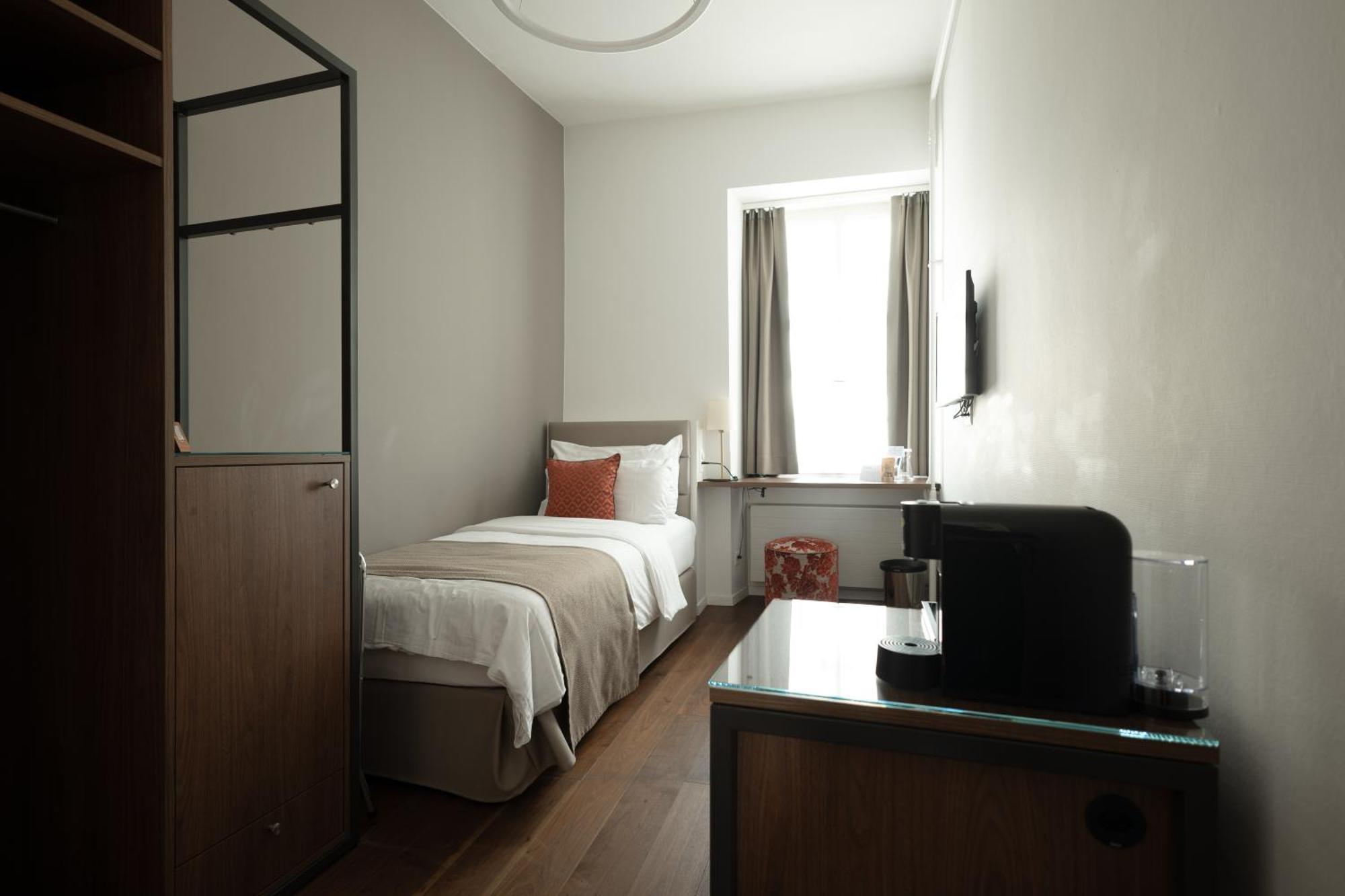 Single room city side 10m2