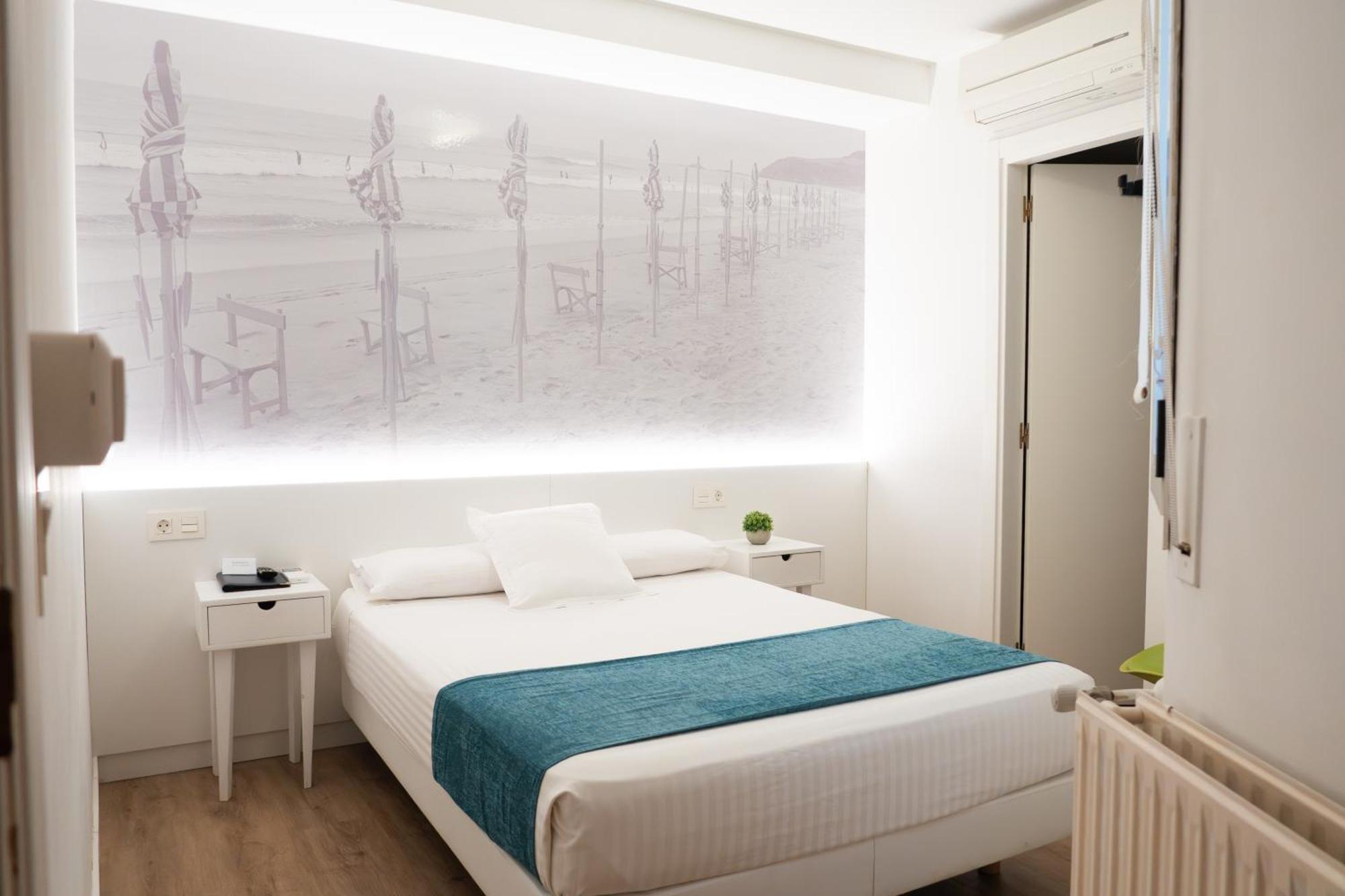 Interior Small Single Room
