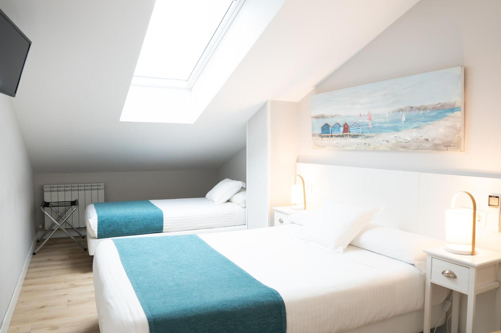 Triple Room Shower Attic