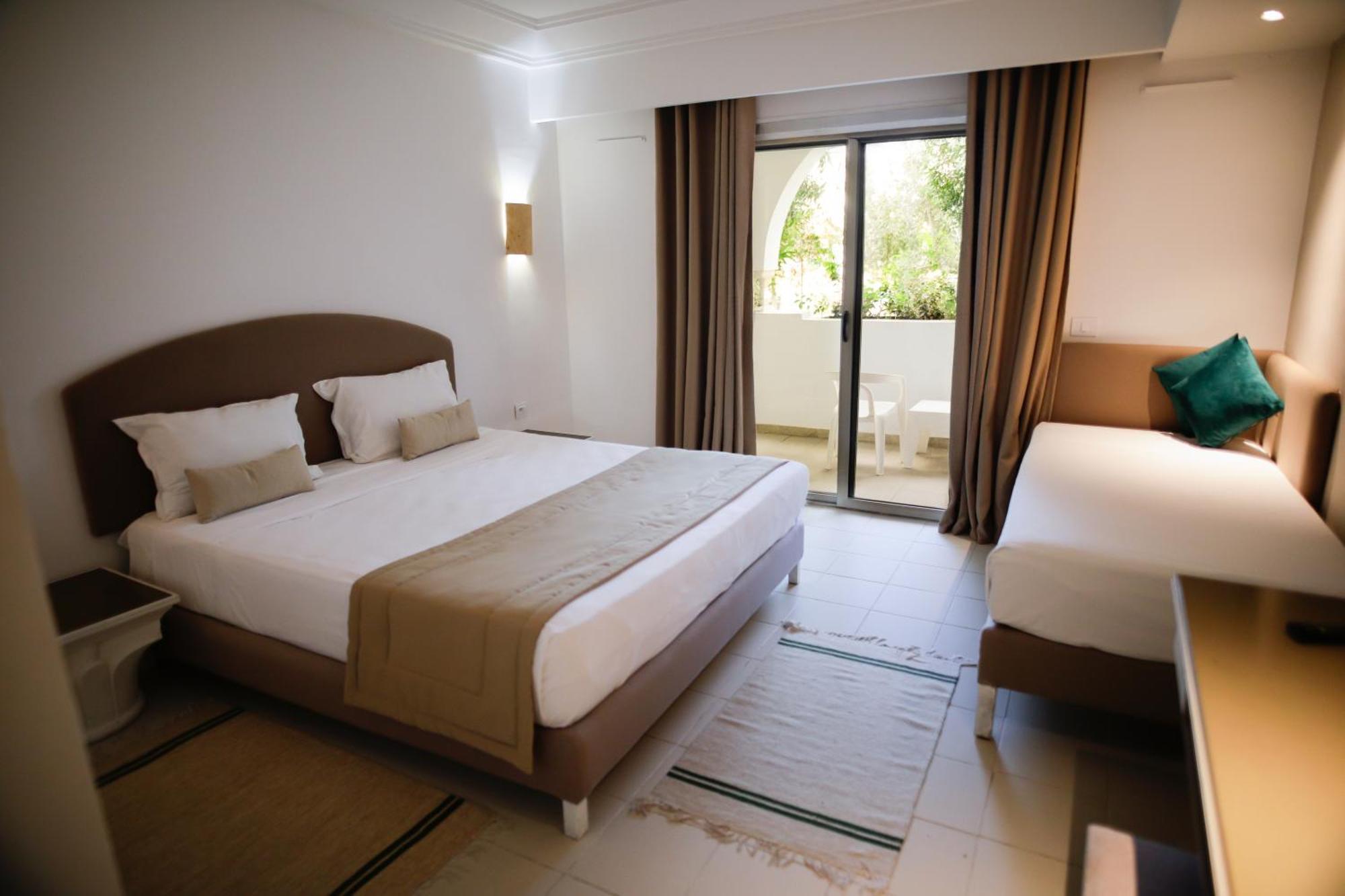 Triple Room