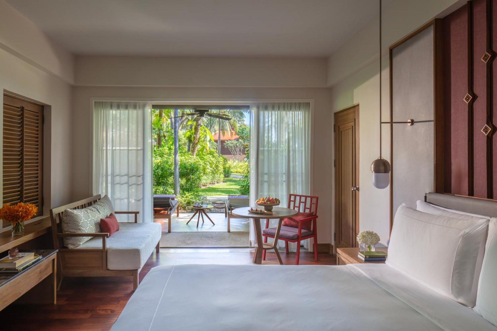 Deluxe Garden View Room