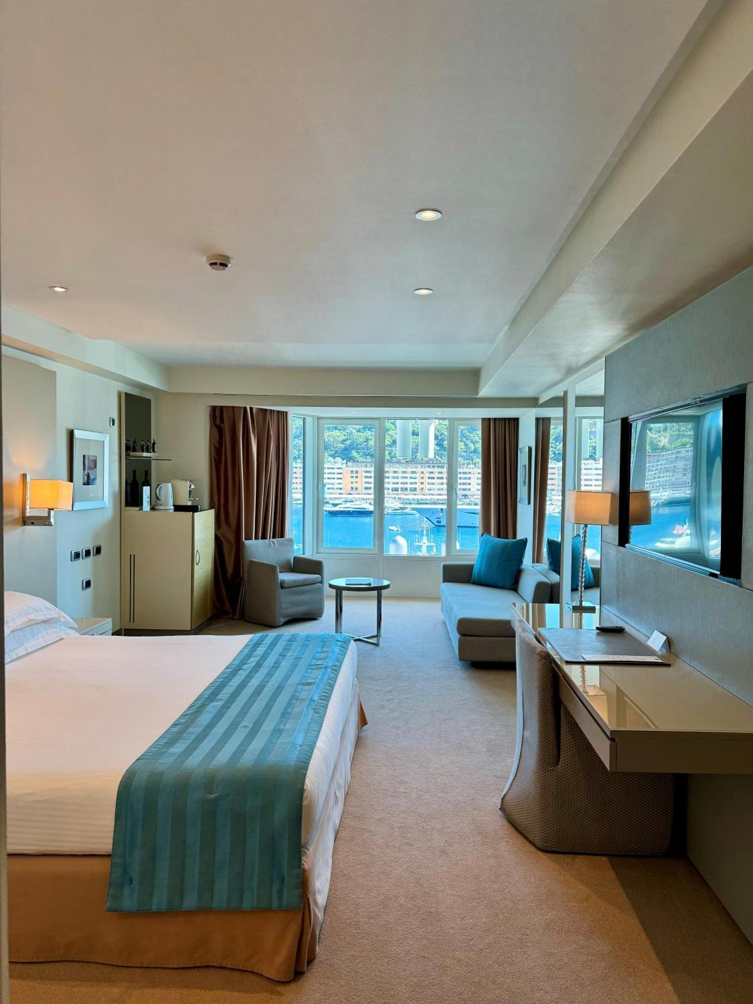 Junior Suite Harbor view