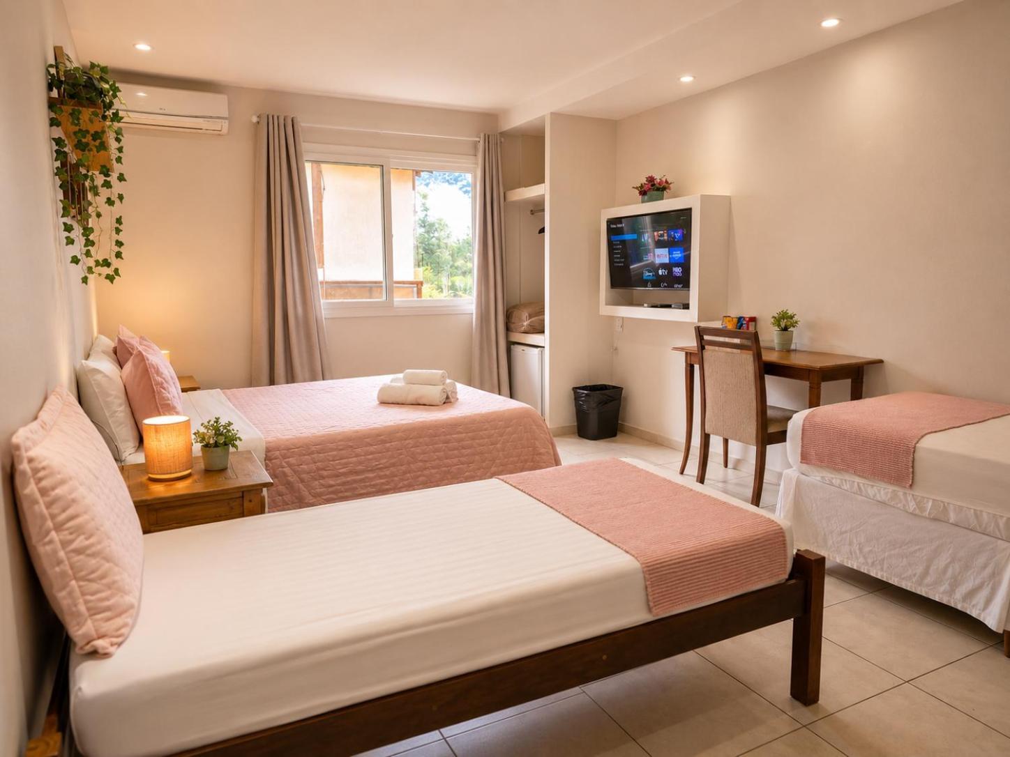 Deluxe Suite