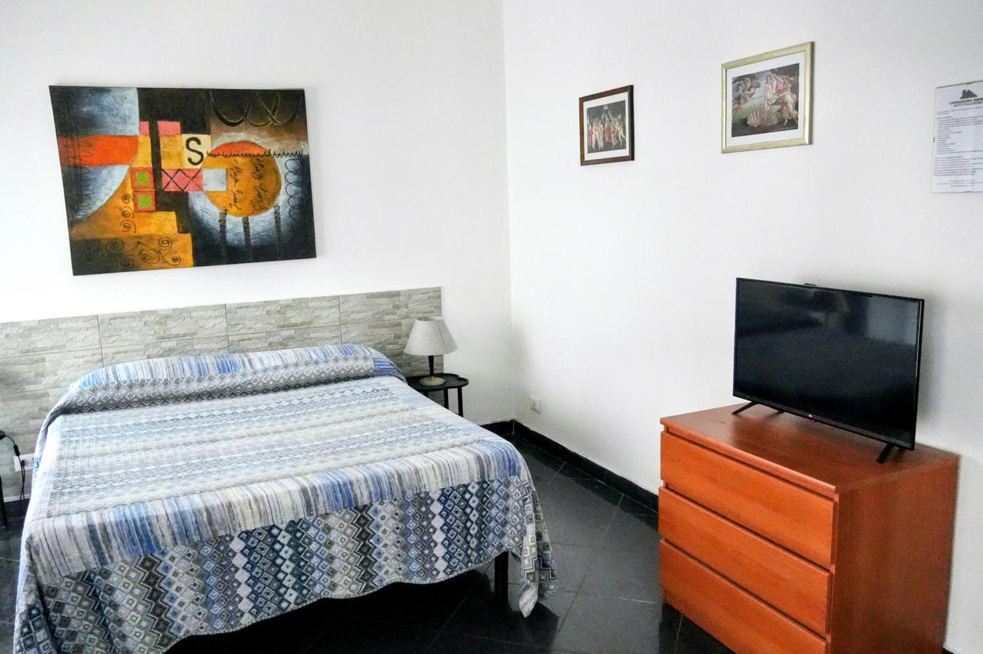 Double Room Private Bathroom