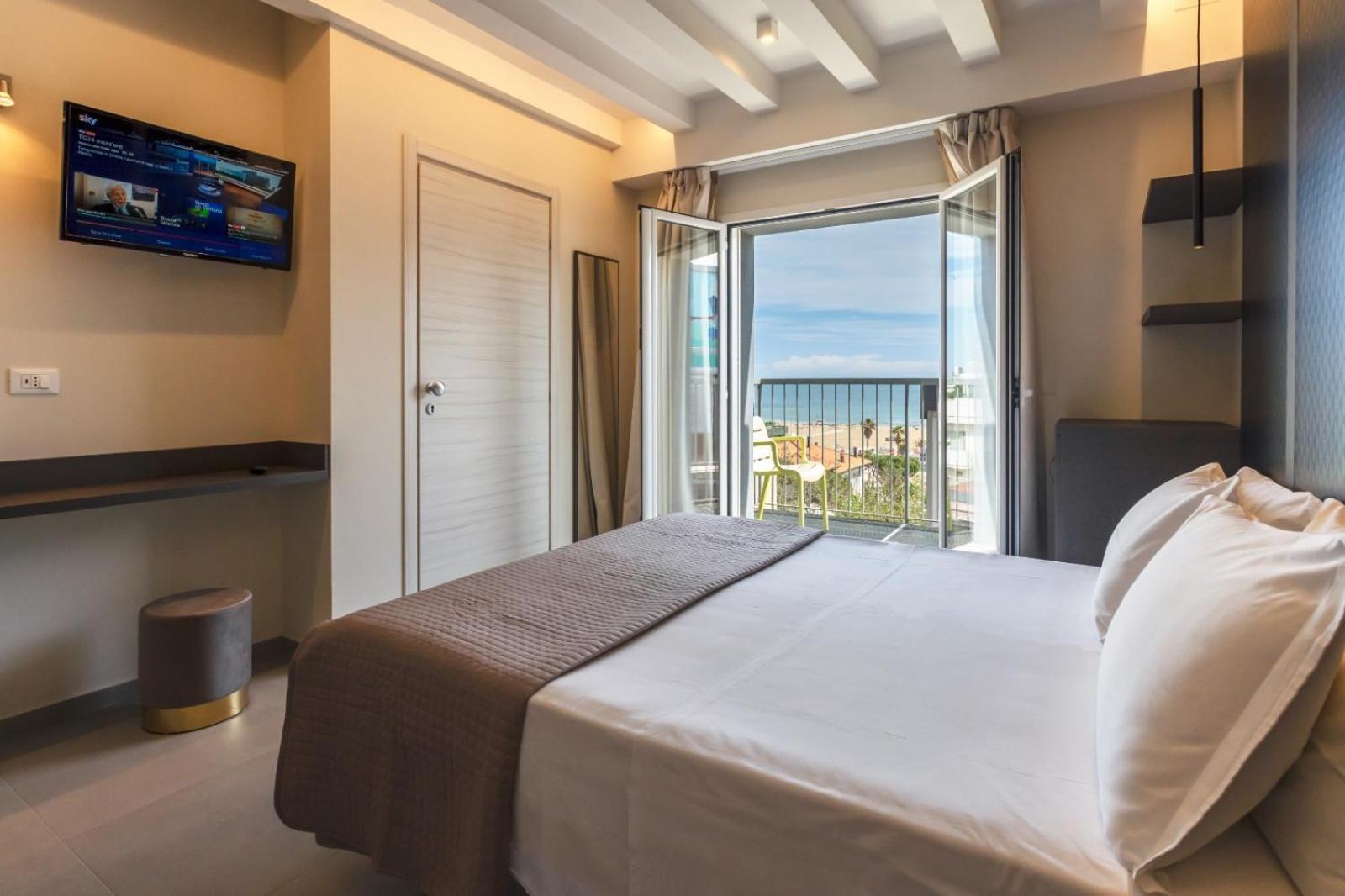 Sky Double Room Sea View