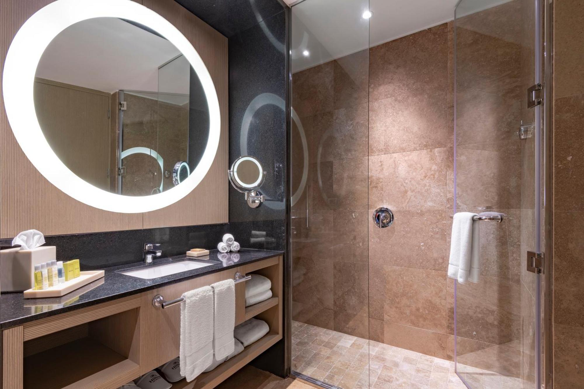 Executive King Room