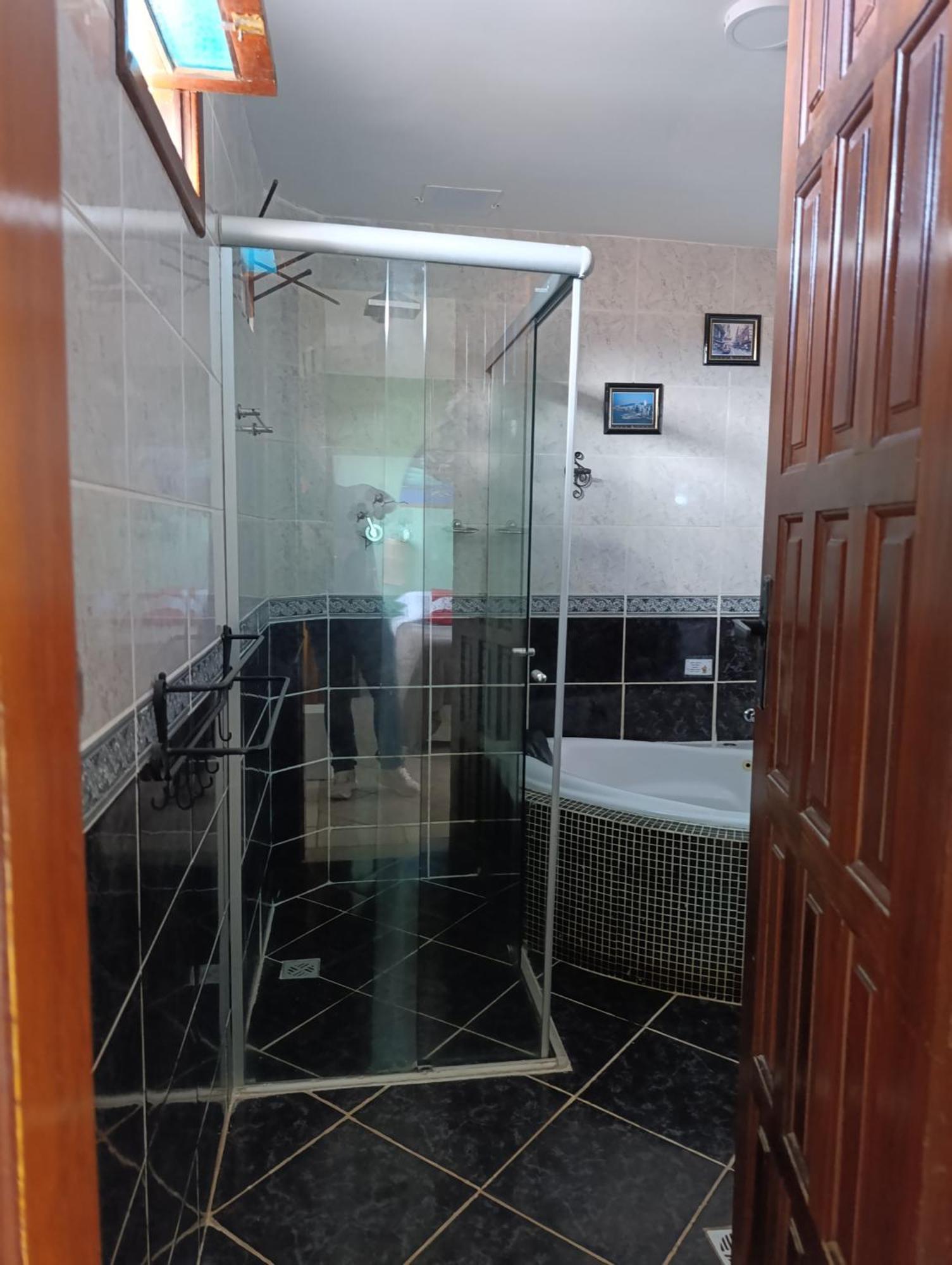 Suite Hot Tub