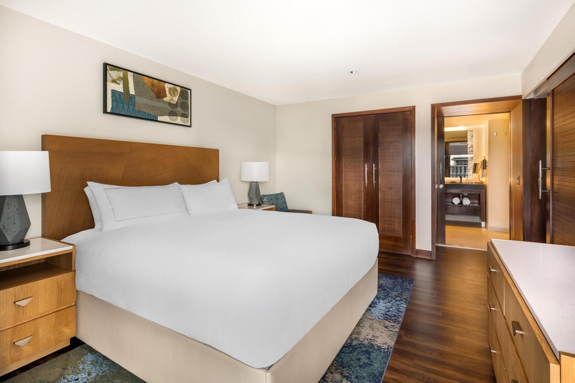 One-Bedroom Premier King Suite with Sofa Bed